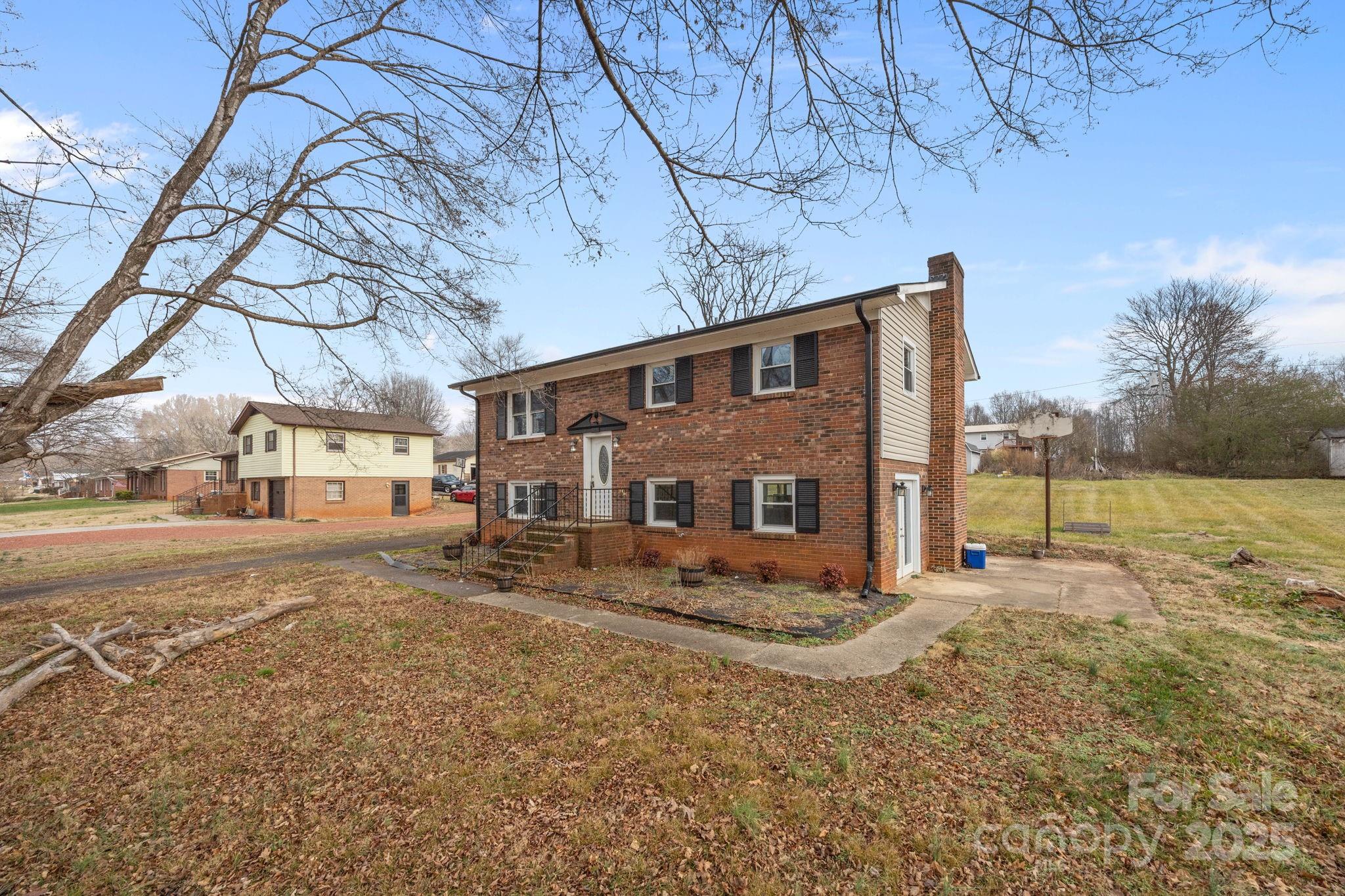 Carol Lynn Acres - Residential