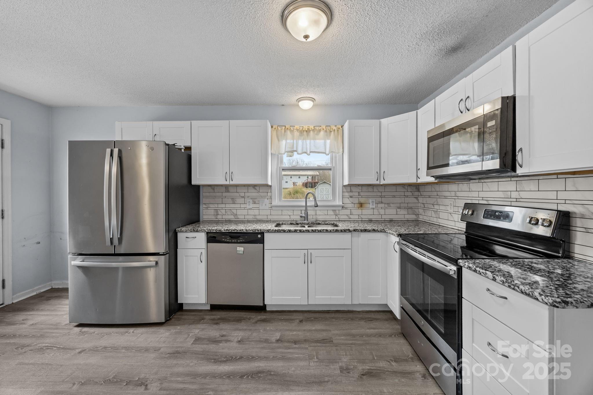 Carol Lynn Acres - Residential