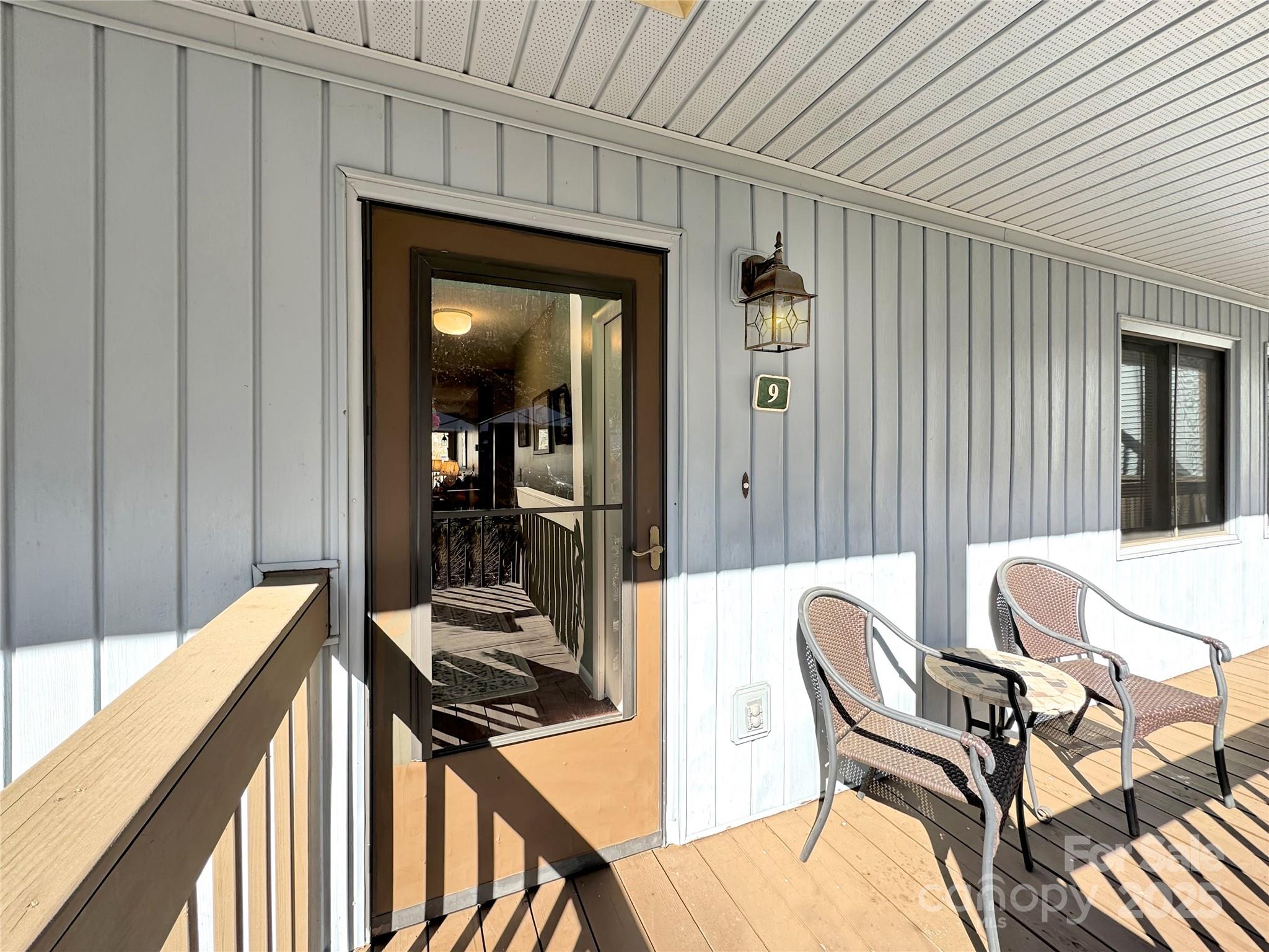 87 Willow Road C-9