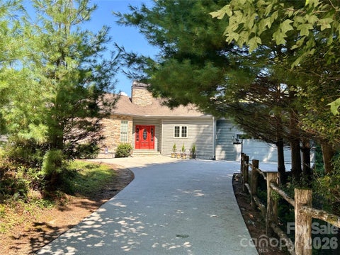 Photo of 1228 Ugugu Drive, Brevard, NC 28712 (MLS # 4413645)