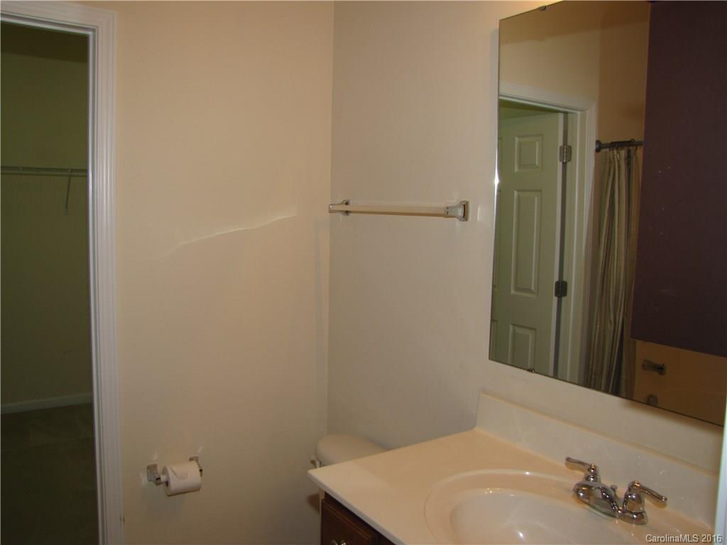 Carolina Crossing - Residential Lease