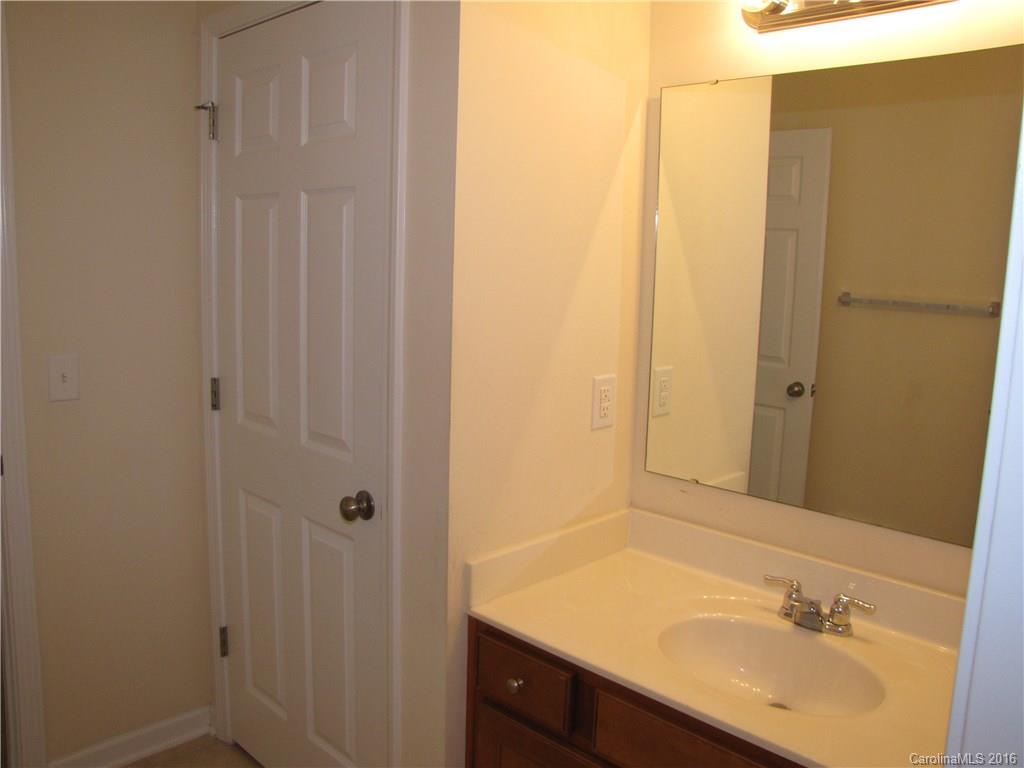 Carolina Crossing - Residential Lease