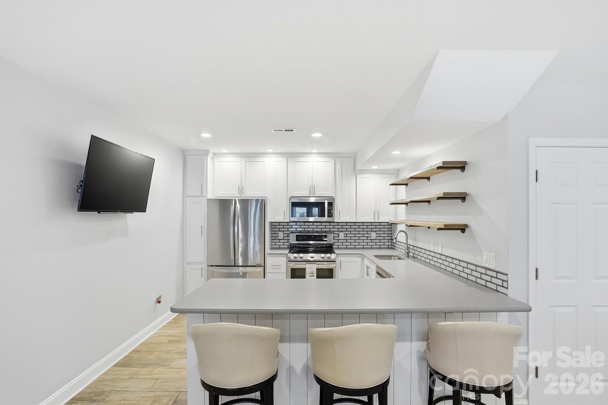 Lake Point Shores - Residential