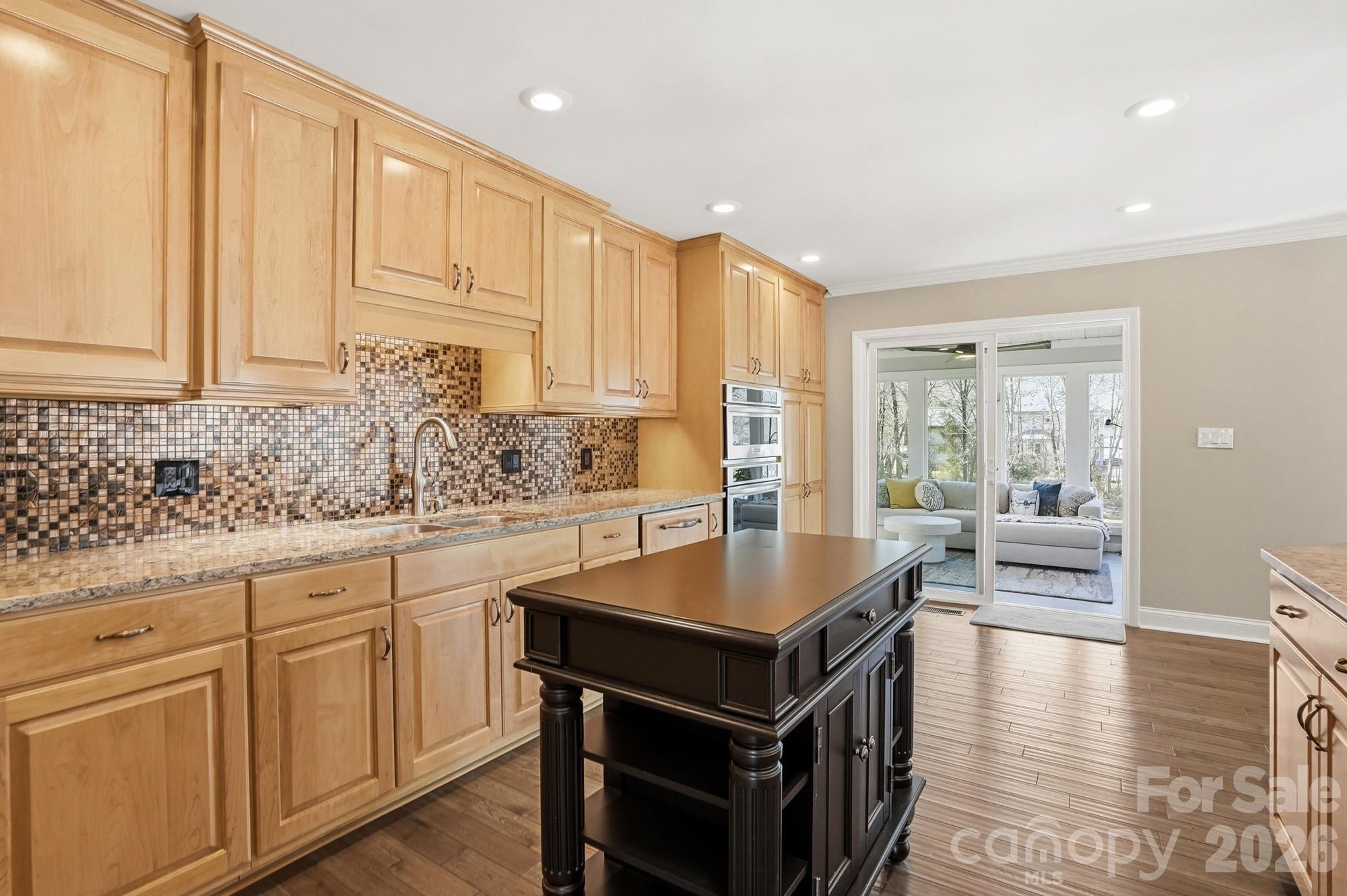 Lake Point Shores - Residential