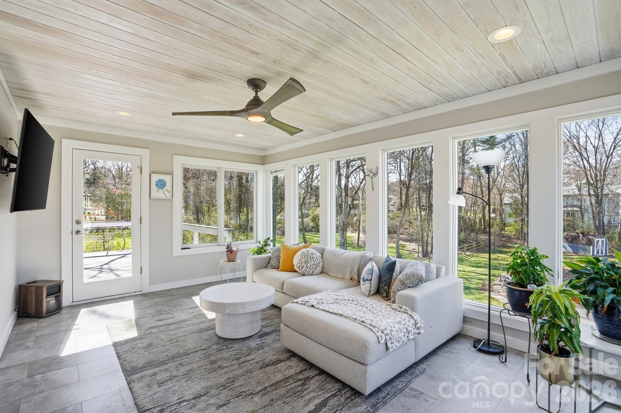 Lake Point Shores - Residential