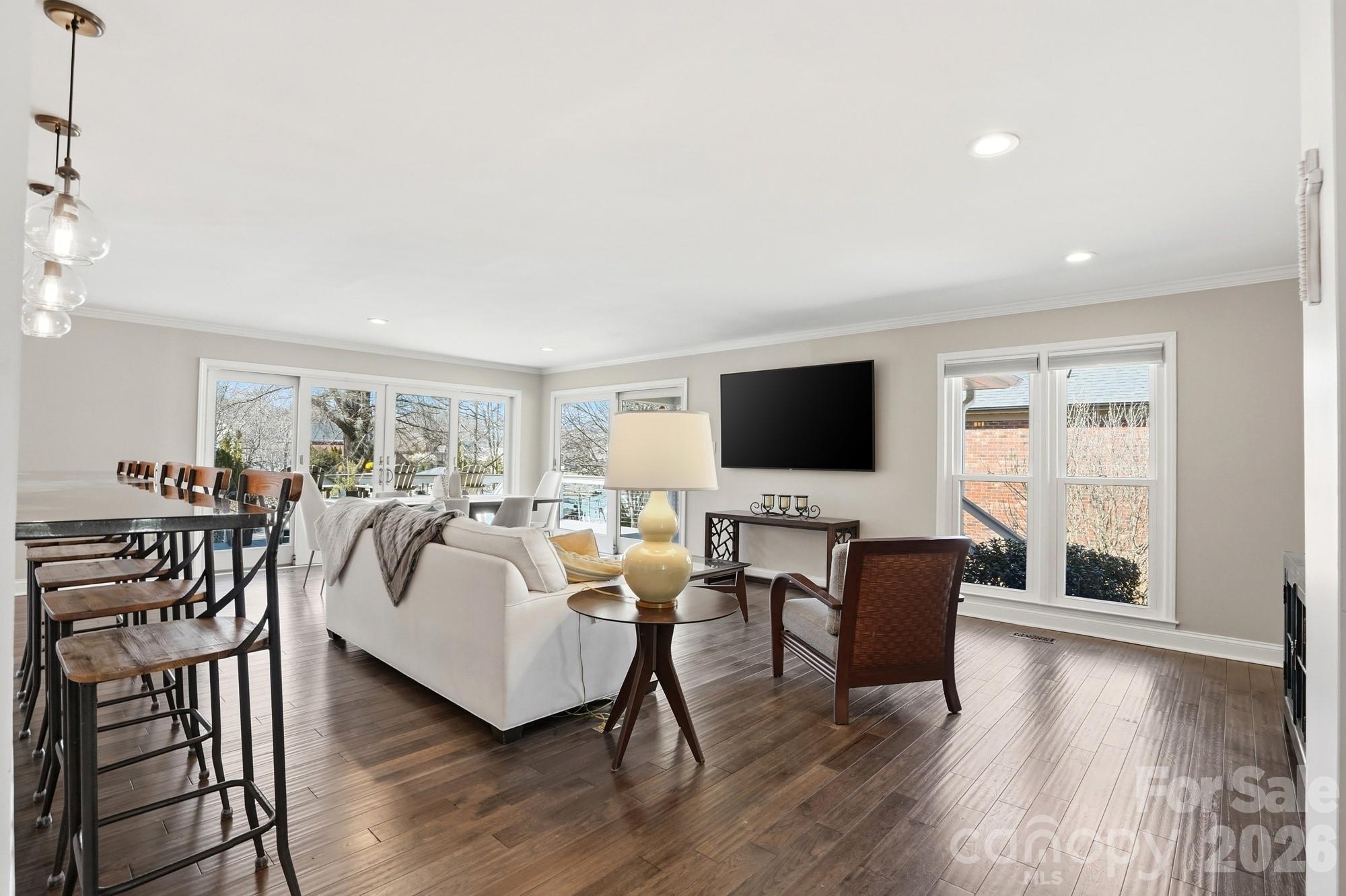 Lake Point Shores - Residential