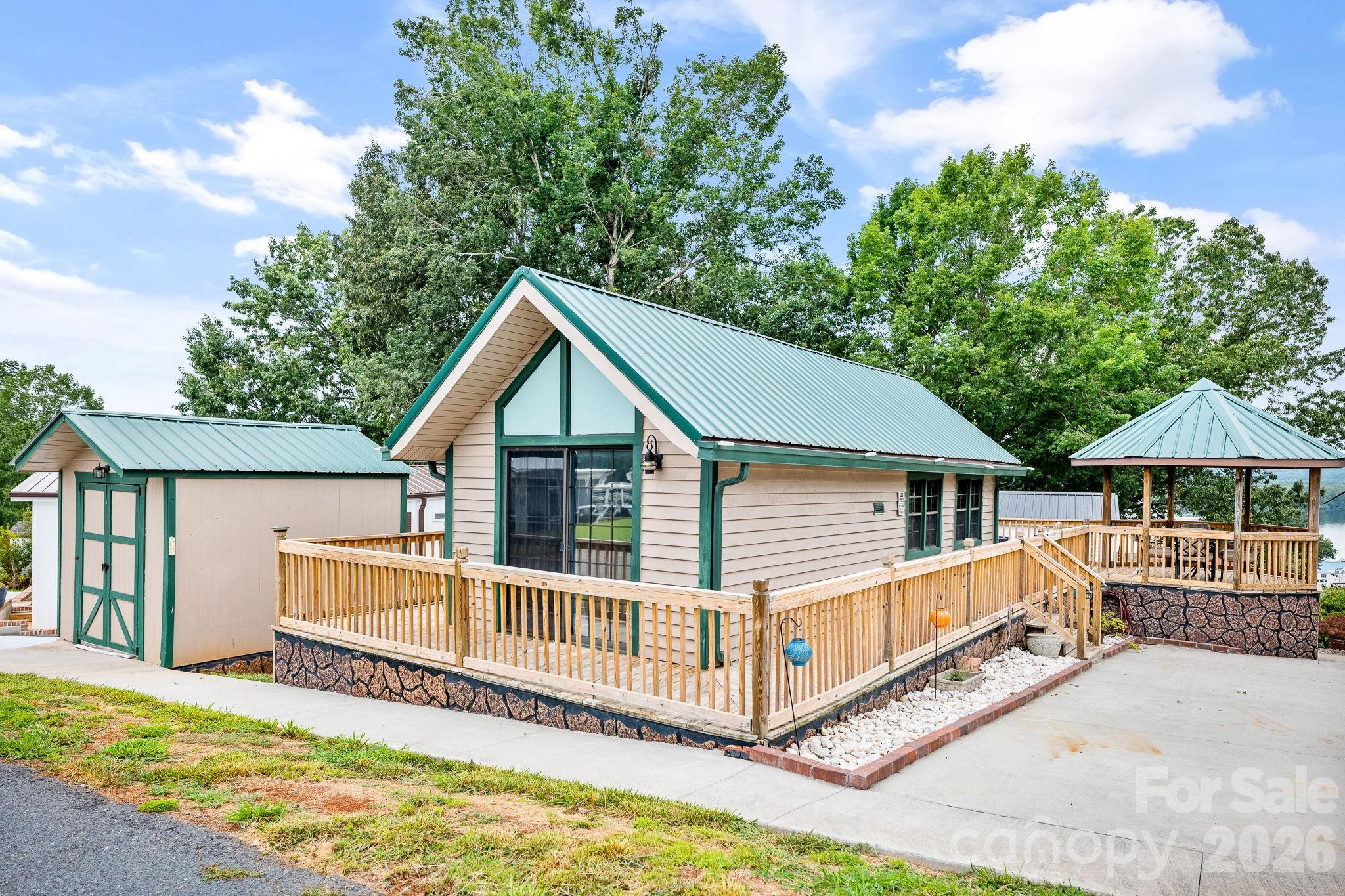 Badin Shores Resort - Residential