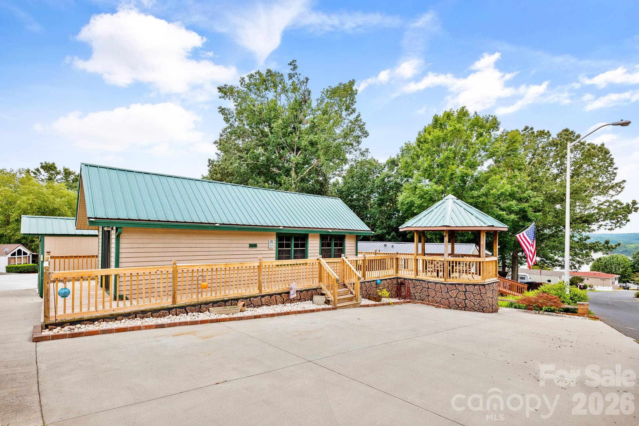 Badin Shores Resort - Residential