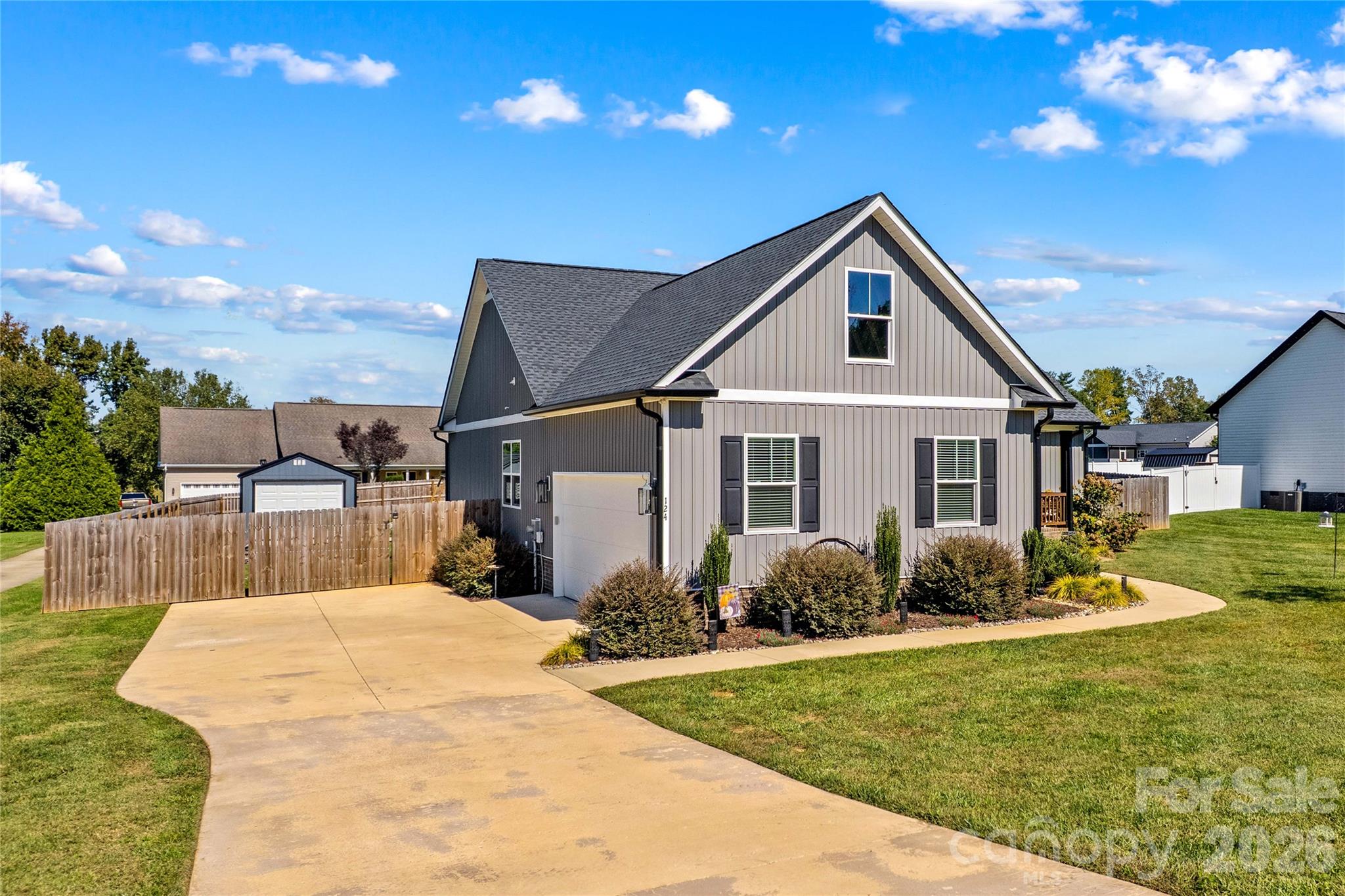 124 Tranquility Lane 30