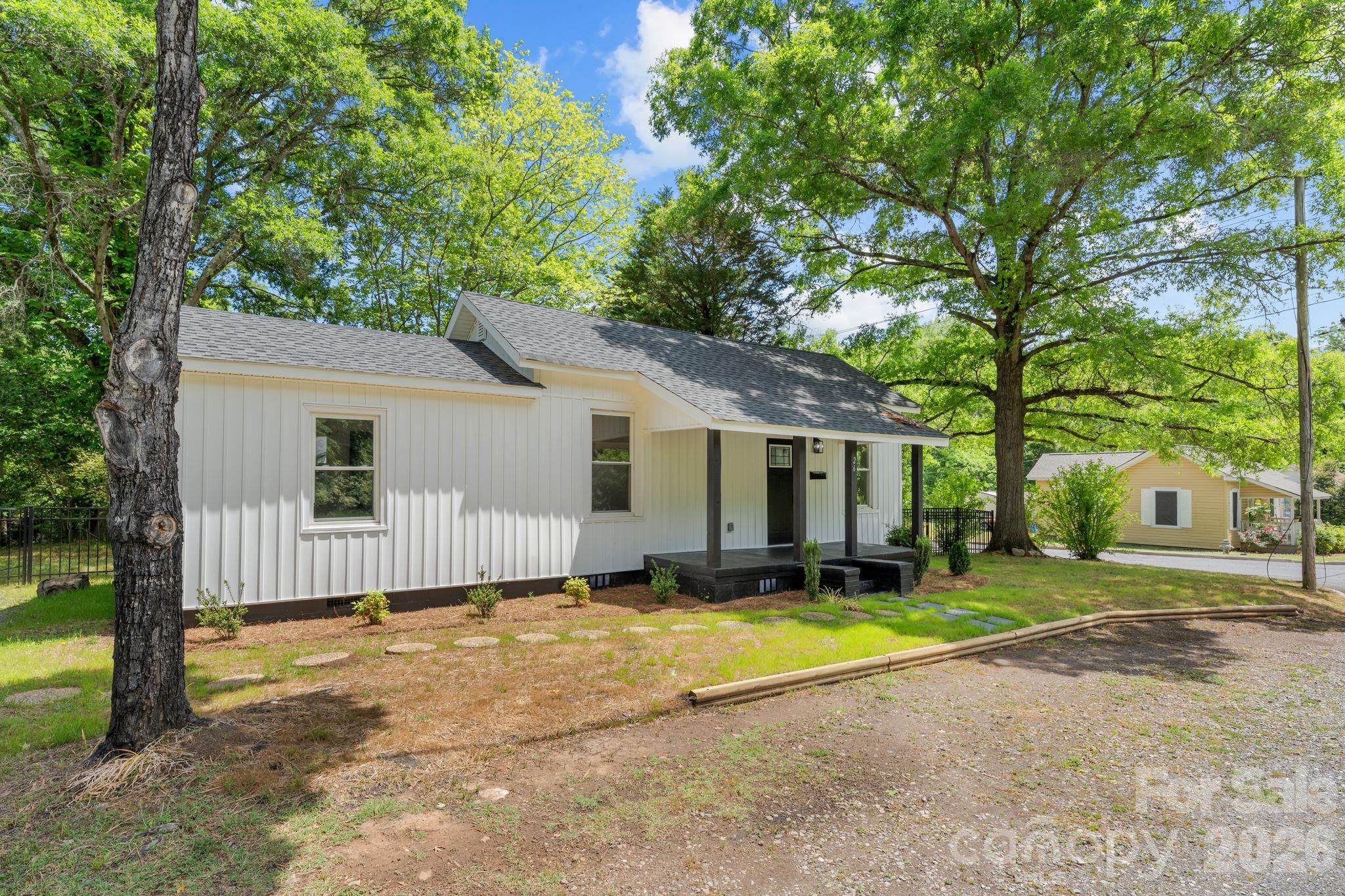 26 Poe Street 248