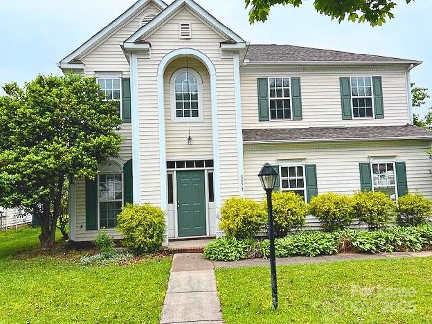 Beautiful 3-bedroom, 2.5-bath home located in Prosperity Village community.

The main floor boasts a welcoming dining room, a cozy living room with a fireplace, a convenient half bath, and a laundry area with washer and dryer included. The spacious kitchen features a generously sized pantry, perfect for family living!

Upstairs, you'll find three bedrooms, an additional full bathroom, and a versatile bonus/flex space ideal for a home office, playroom, or workout area. The large primary suite includes a walk-in closet and an en-suite bathroom with double vanities and a soaking tub.

An attached 2-car garage adds extra convenience and storage. As a tenant, you'll also enjoy access to the Prosperity Village community pool, perfect for summer relaxation!

Located just one minute off I-85 and only minutes from all that the Concord Mills area has to offer, this home combines comfort with unbeatable convenience.

This home is available immediately come make it yours today!