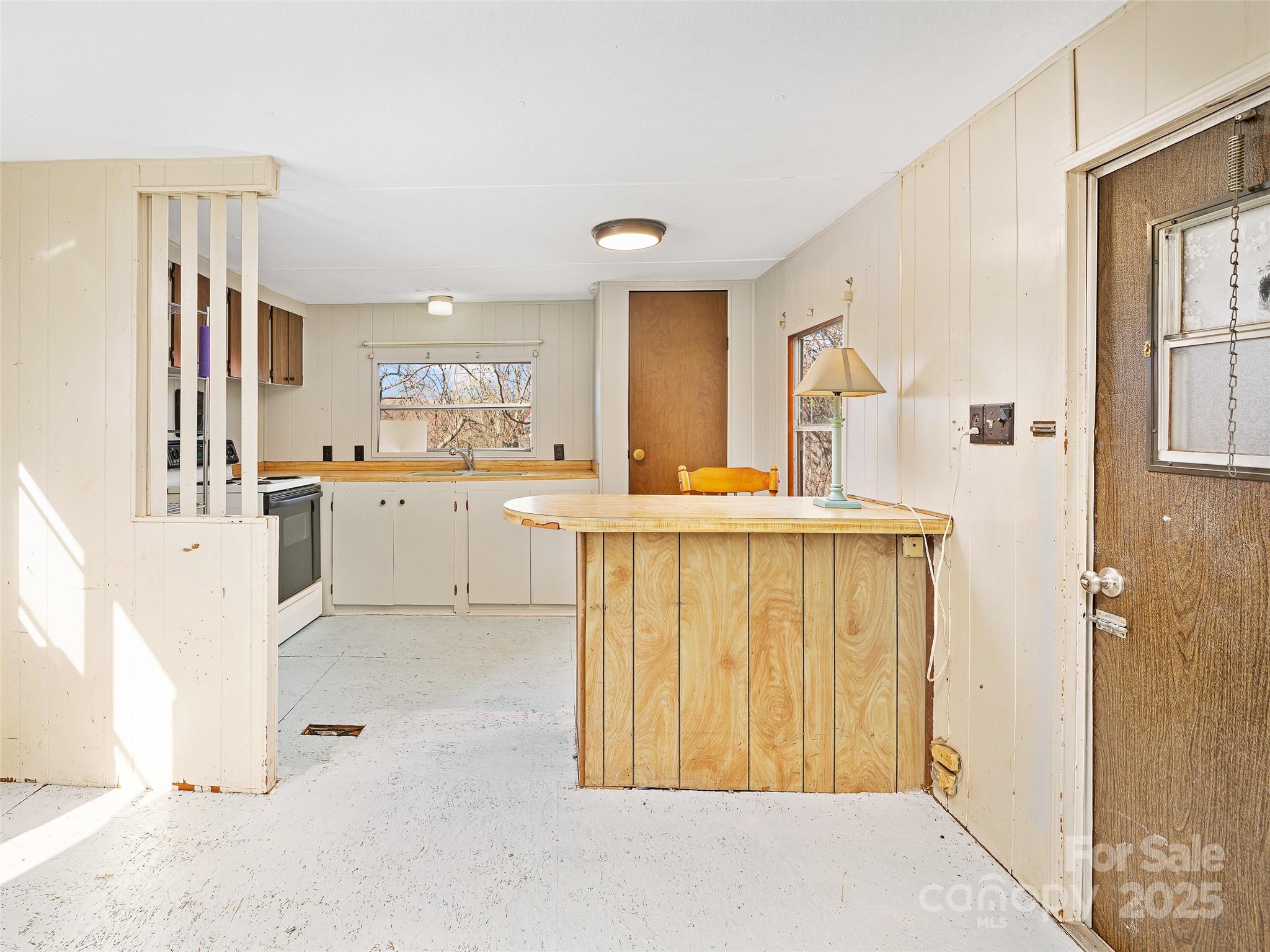 1905 Old Spartanburg Road