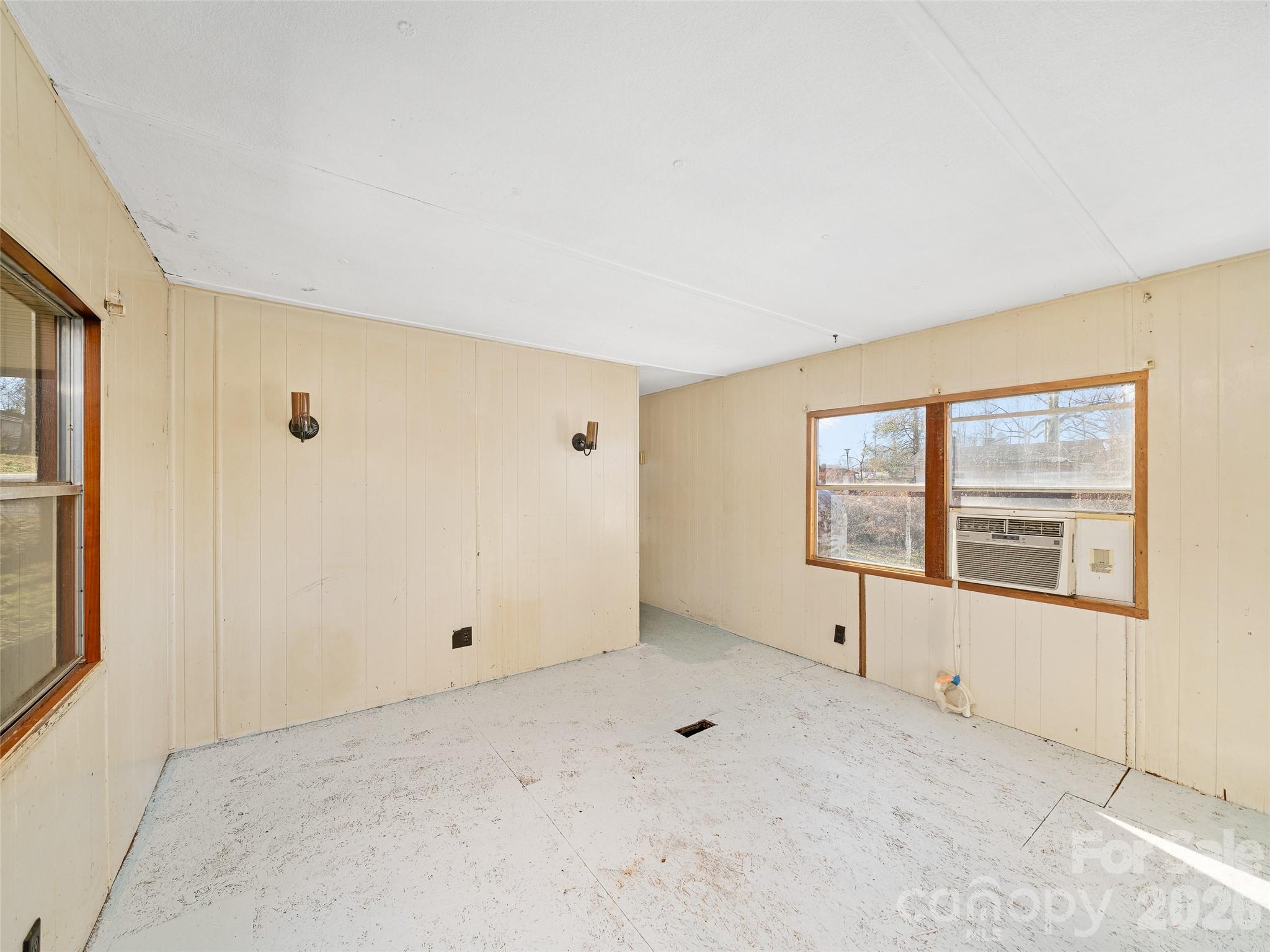 1905 Old Spartanburg Road