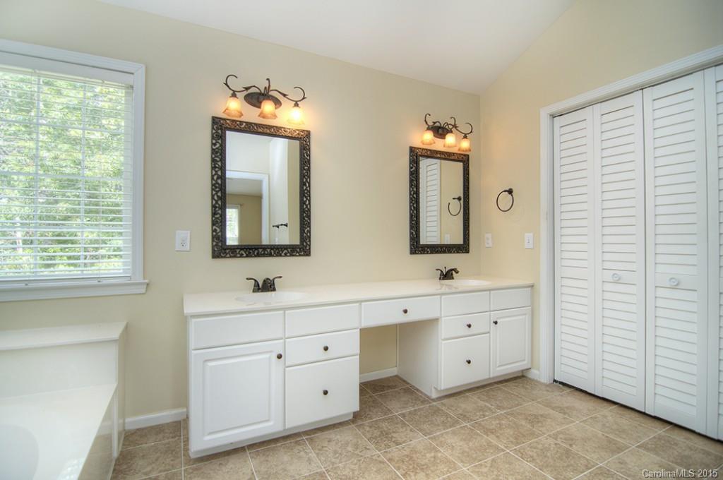 Highland Creek - Residential