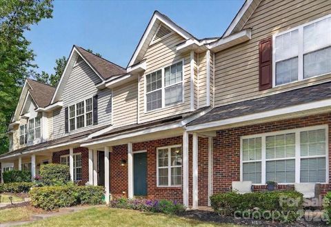 17035 Turning Stick Court Charlotte NC 28213