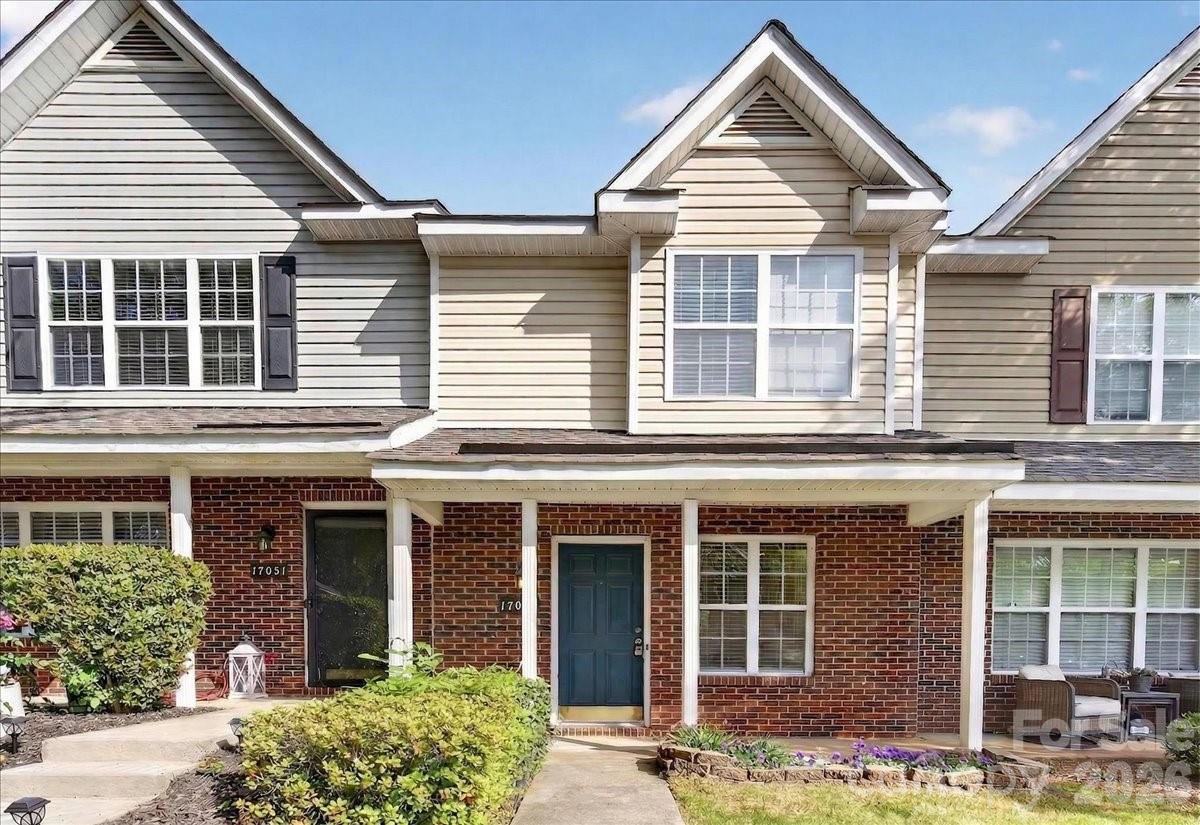 The Townes at Old Stone Crossing - Residential