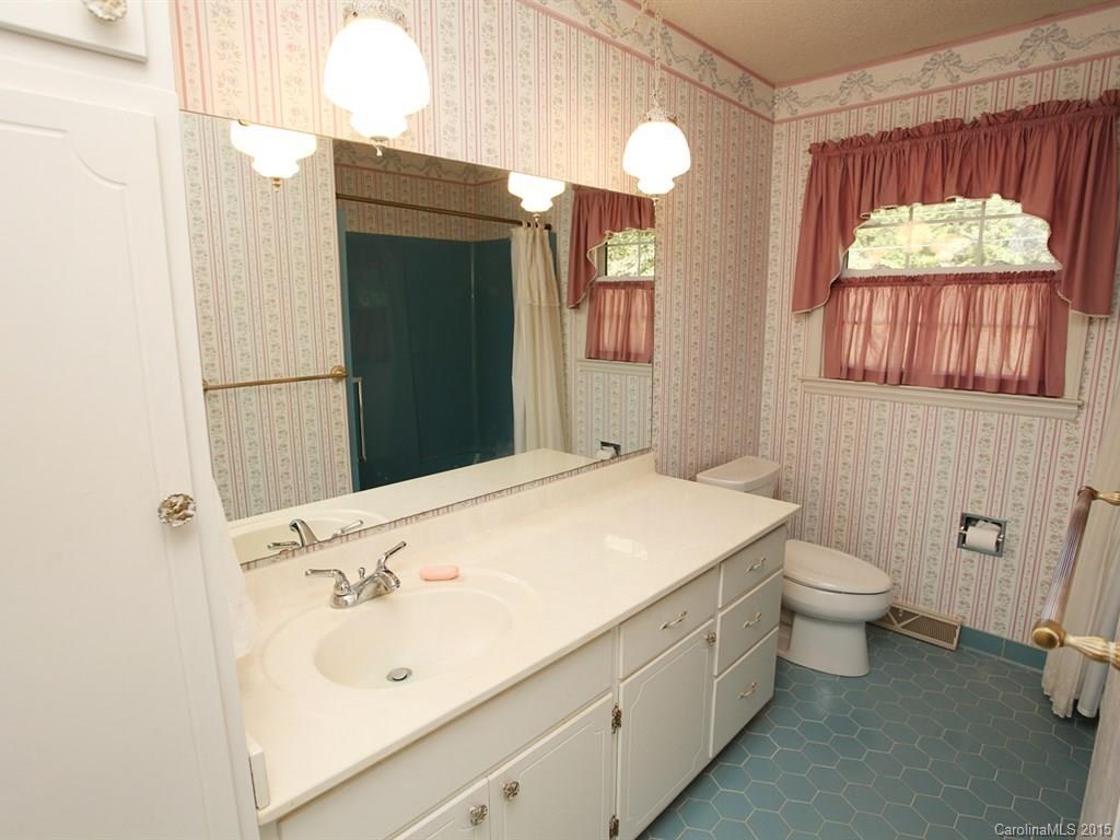 Meadow Lakes - Residential