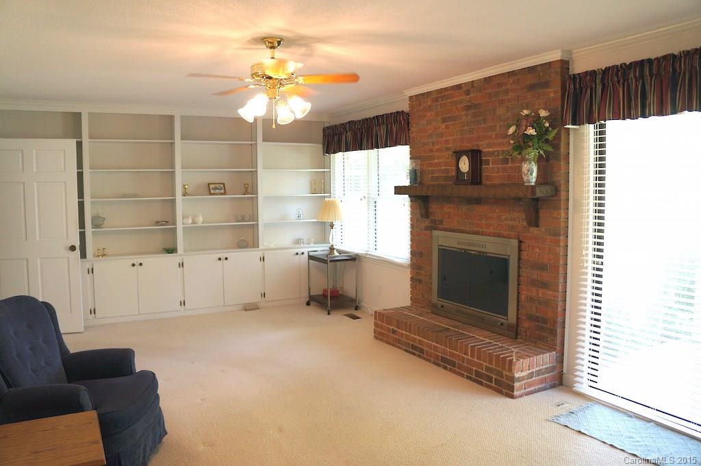 Meadow Lakes - Residential