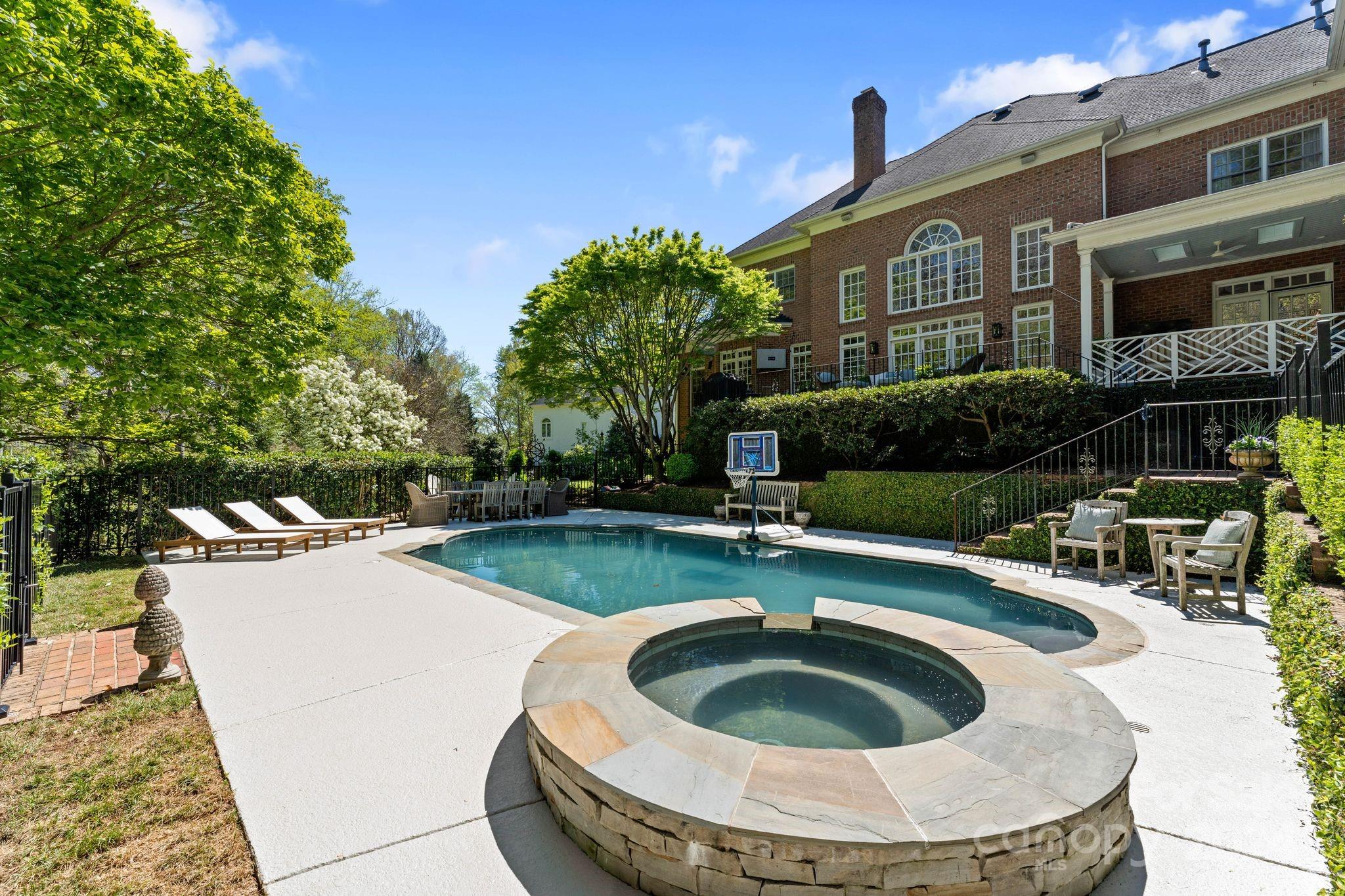 Royden - Residential