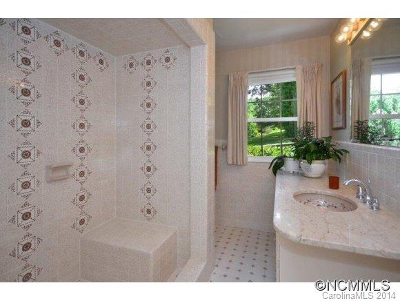 Hawthorn Hills - Residential