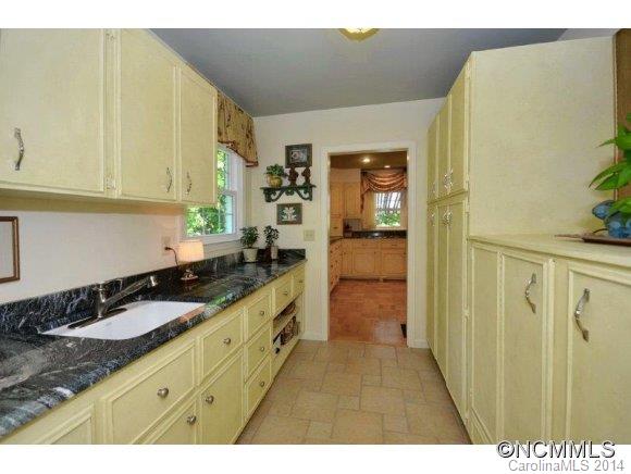 Hawthorn Hills - Residential