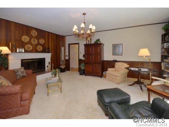 Hawthorn Hills - Residential