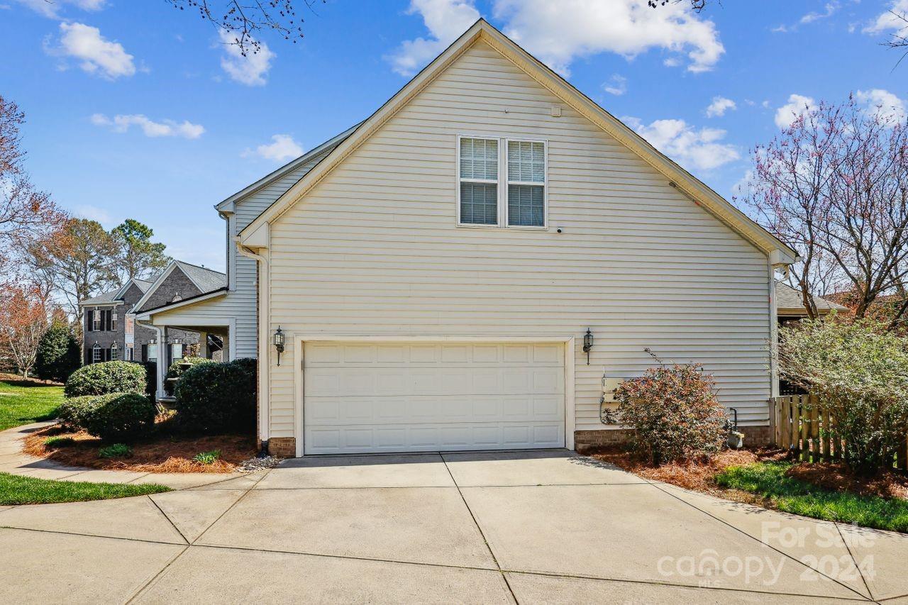 Sutton Place - Residential