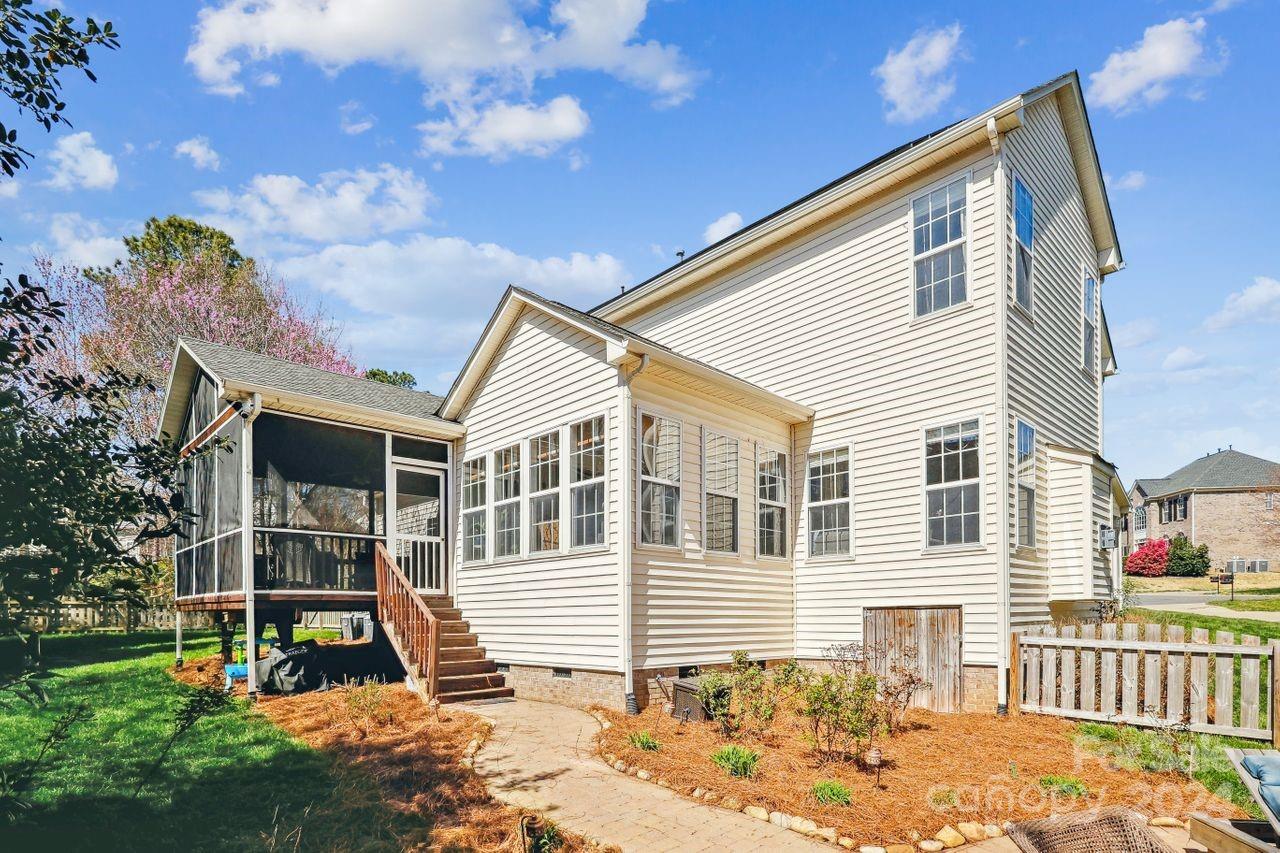 Sutton Place - Residential