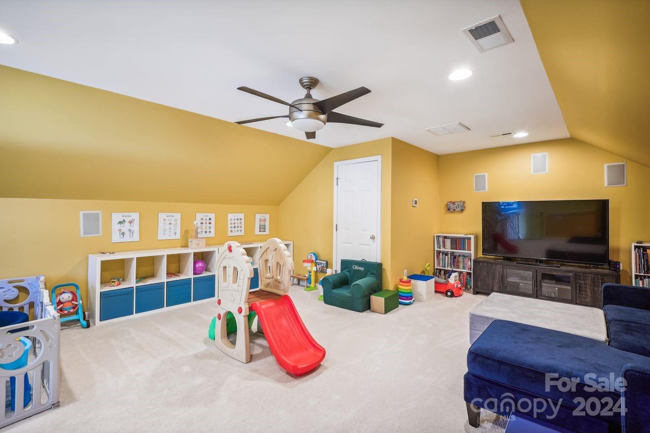 Sutton Place - Residential