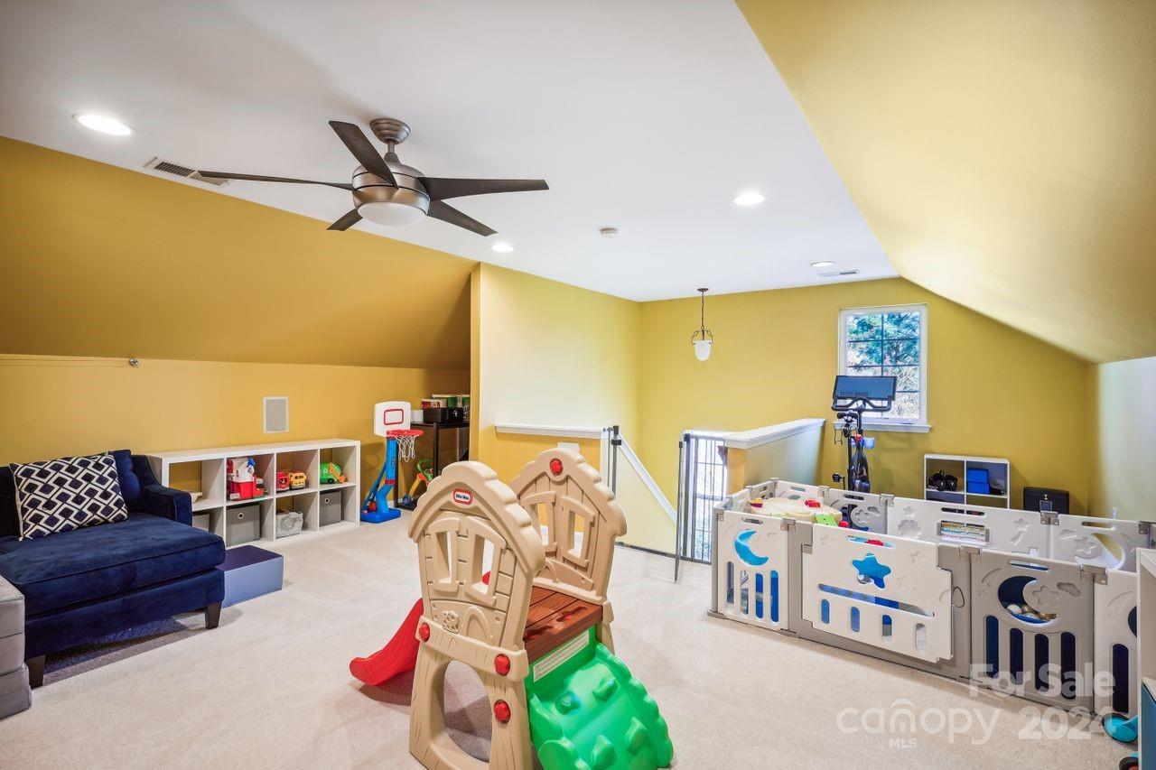 Sutton Place - Residential