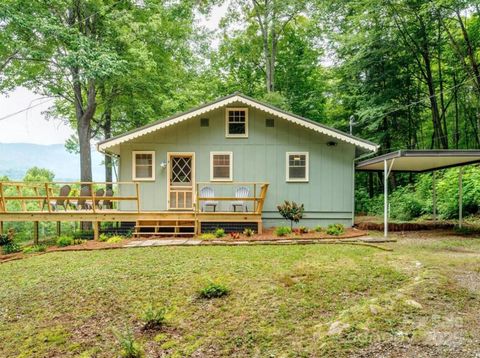 275 Barrett Road Balsam NC 28707