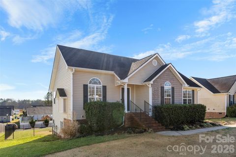 Photo of 417 Oakleigh Lane, Oakboro, NC 28129 (MLS # 4332969)