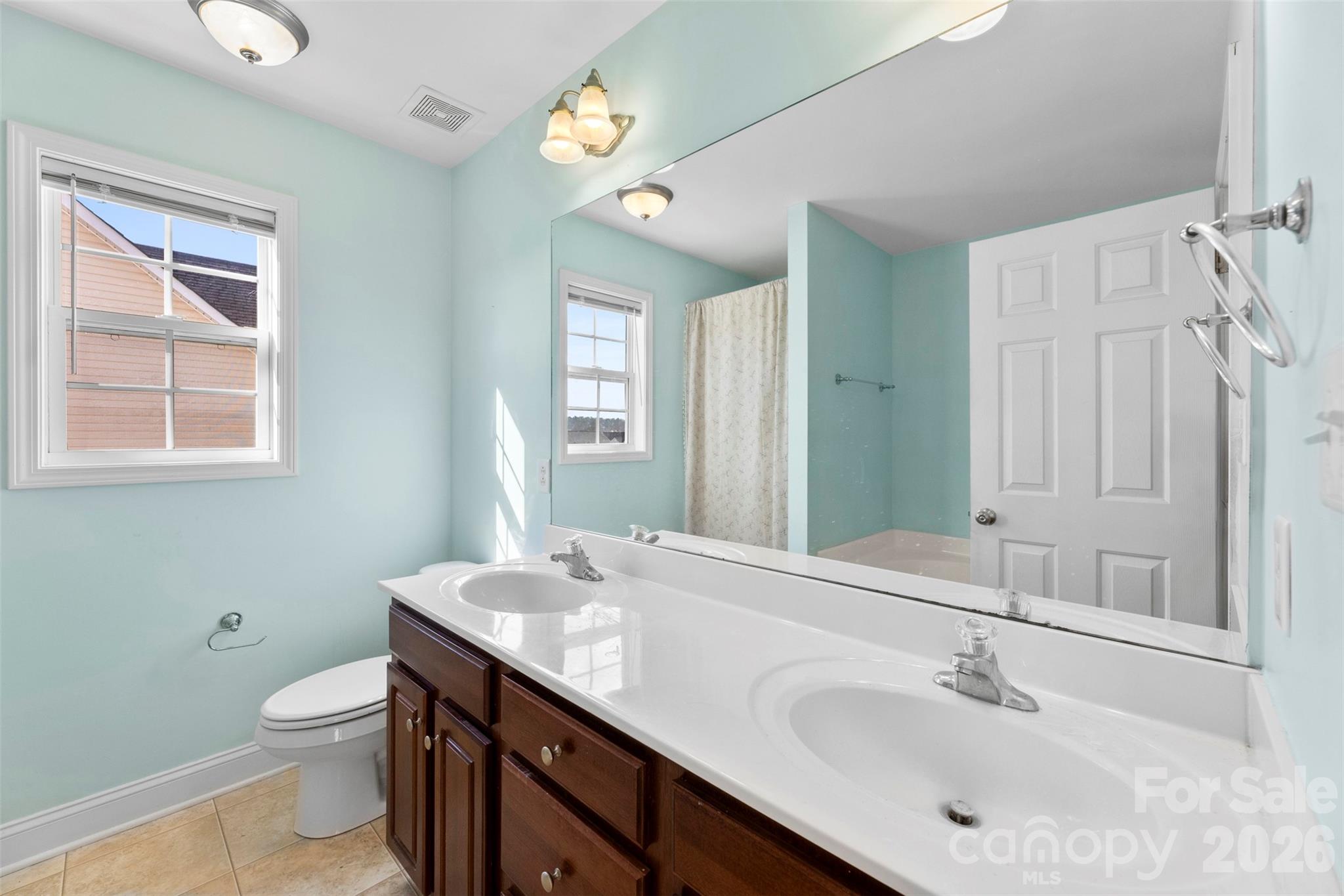 Oaks At St Martin - Residential