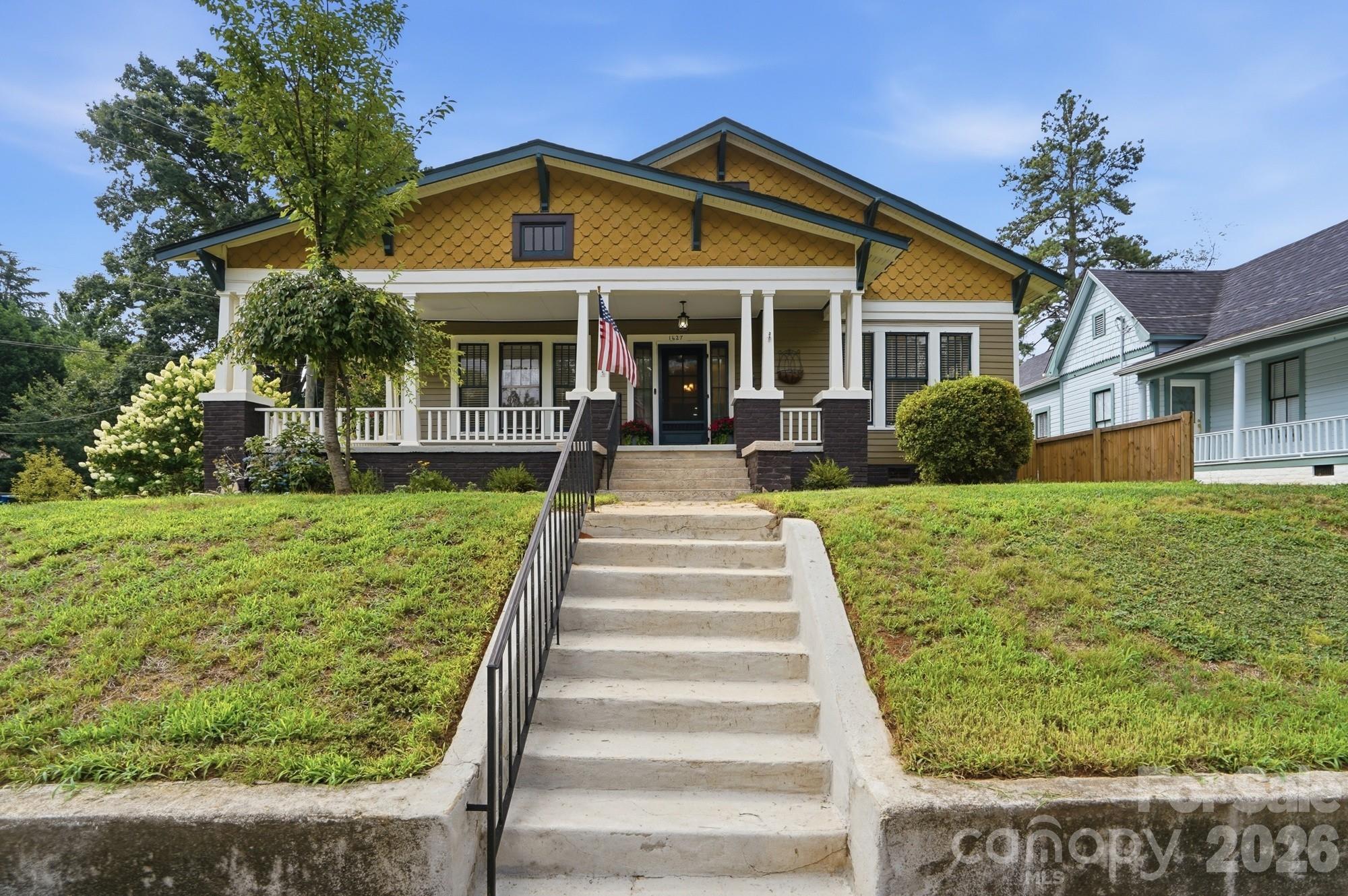 1627 N Main Street