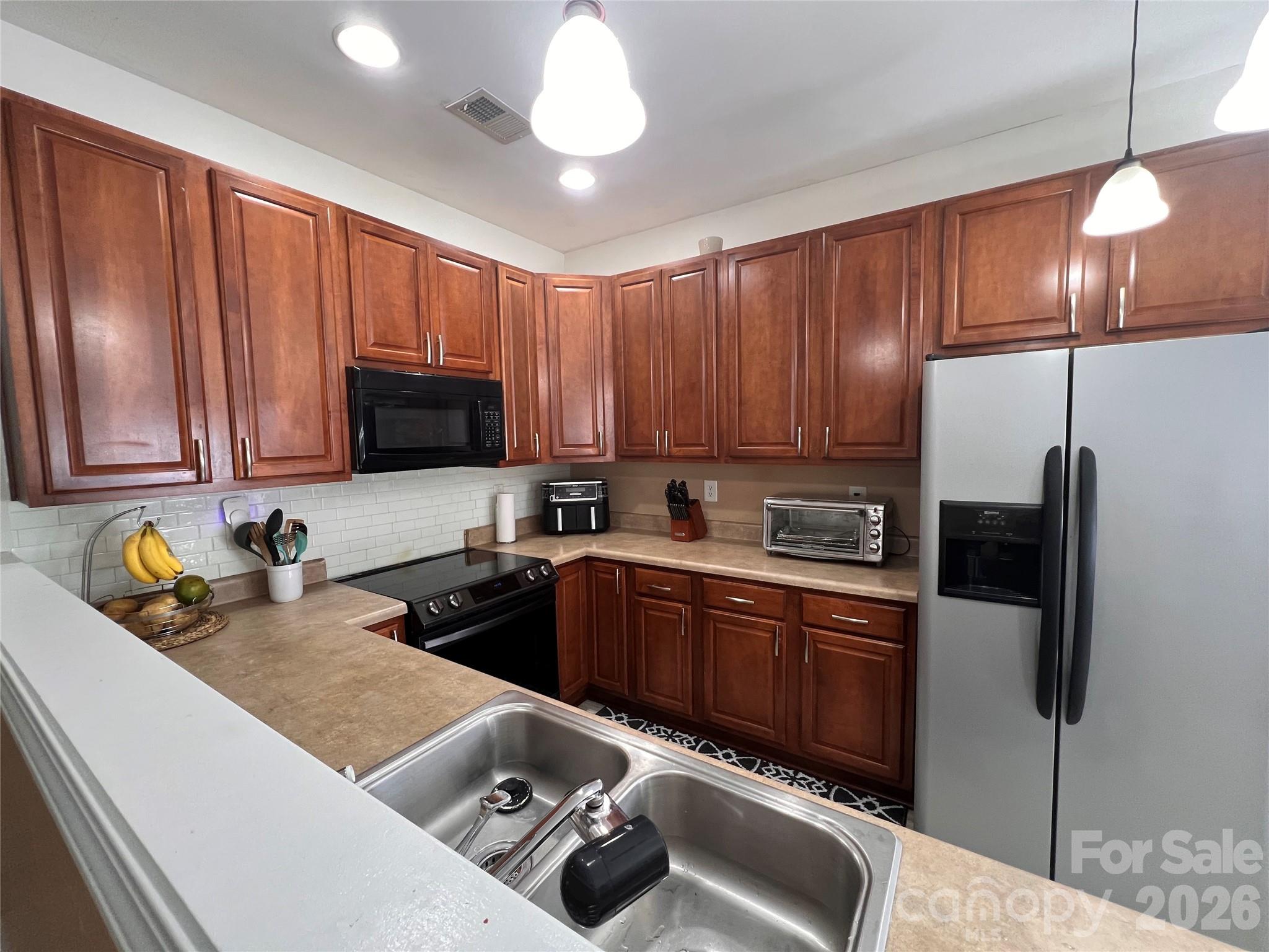 Cascades at River Crossing - Residential