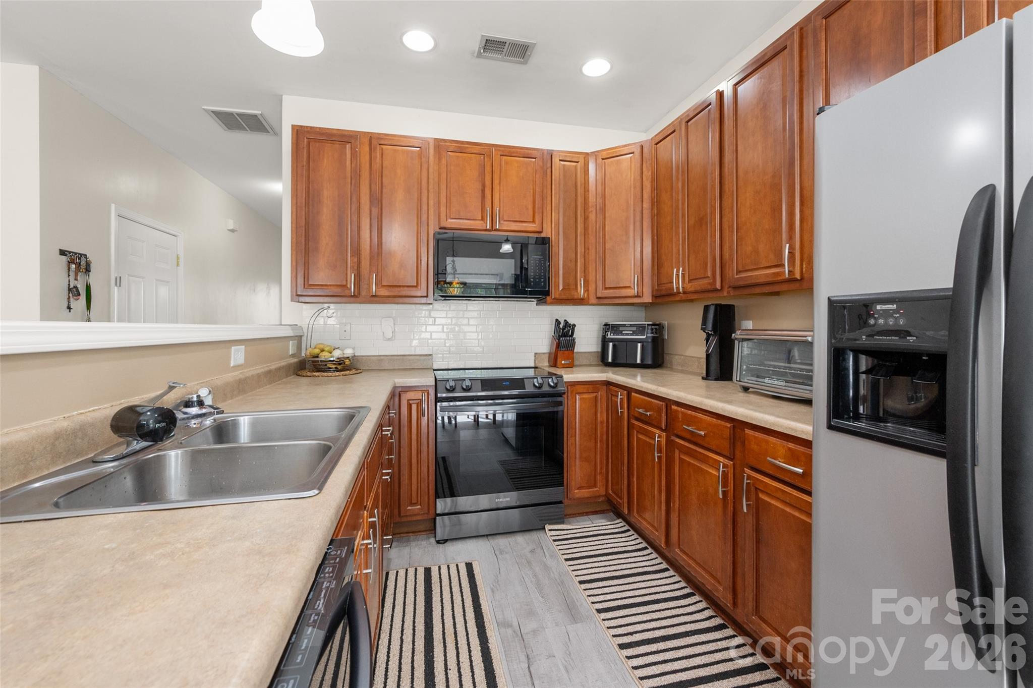 Cascades at River Crossing - Residential