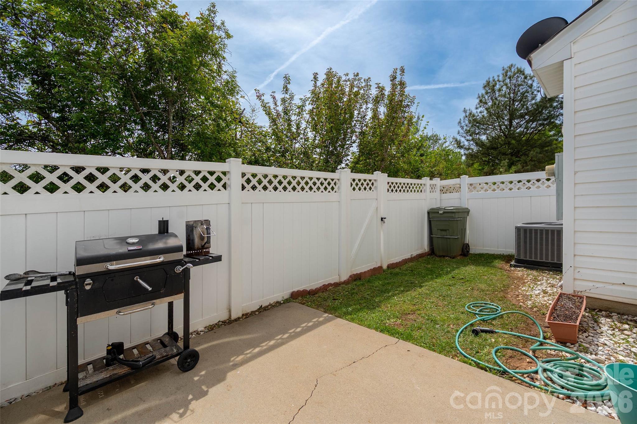 Cascades at River Crossing - Residential