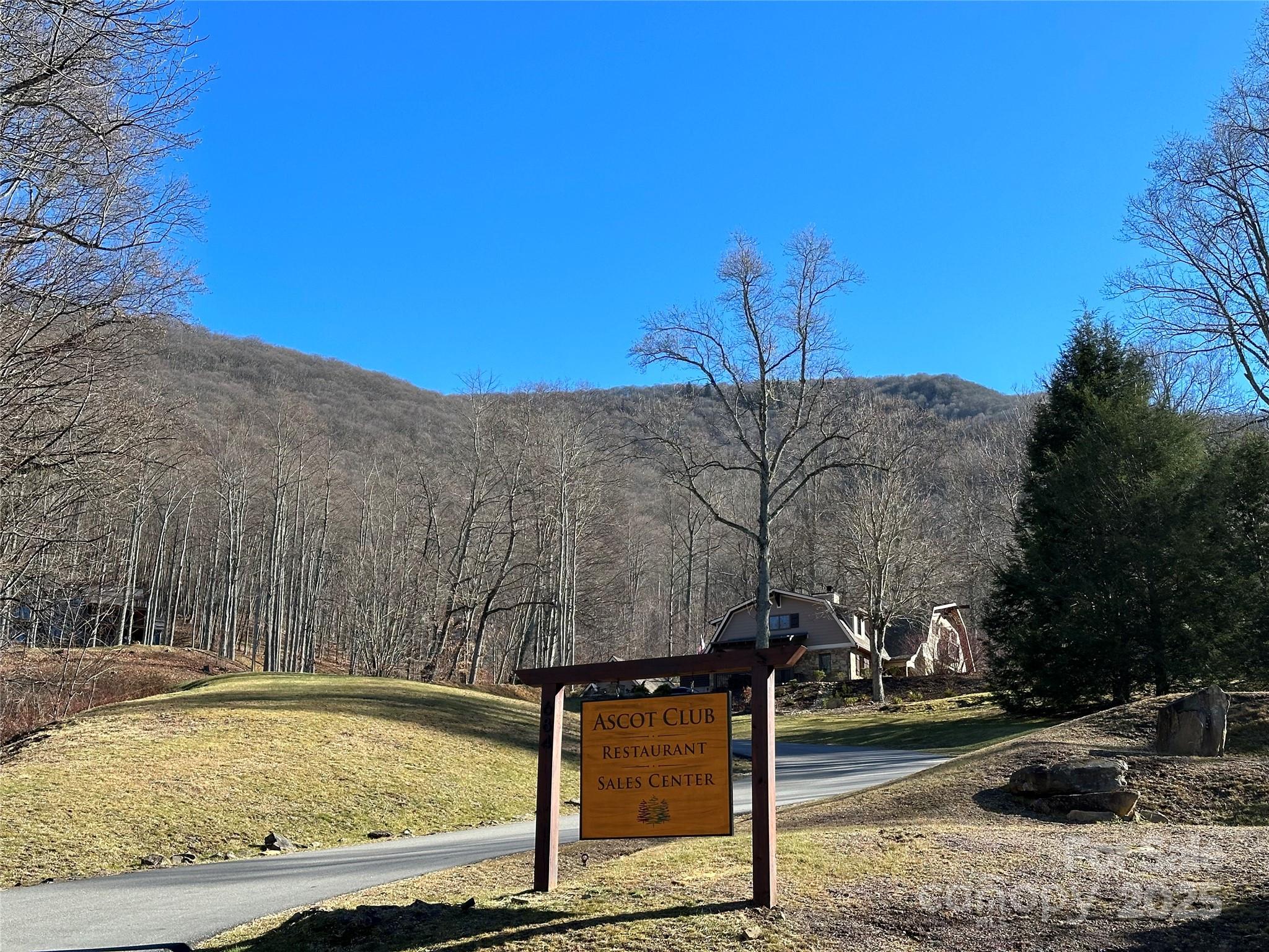 Highland Forest - Land