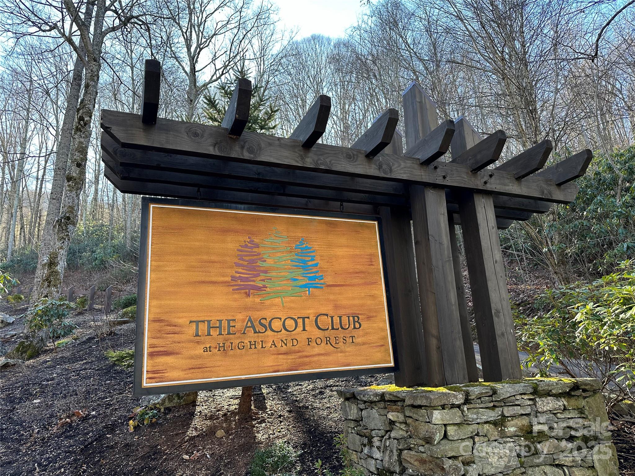 Highland Forest - Land