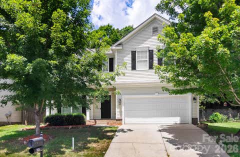 Photo of 9055 Pembroke Court, Fort Mill, SC 29707 (MLS # 4405192)
