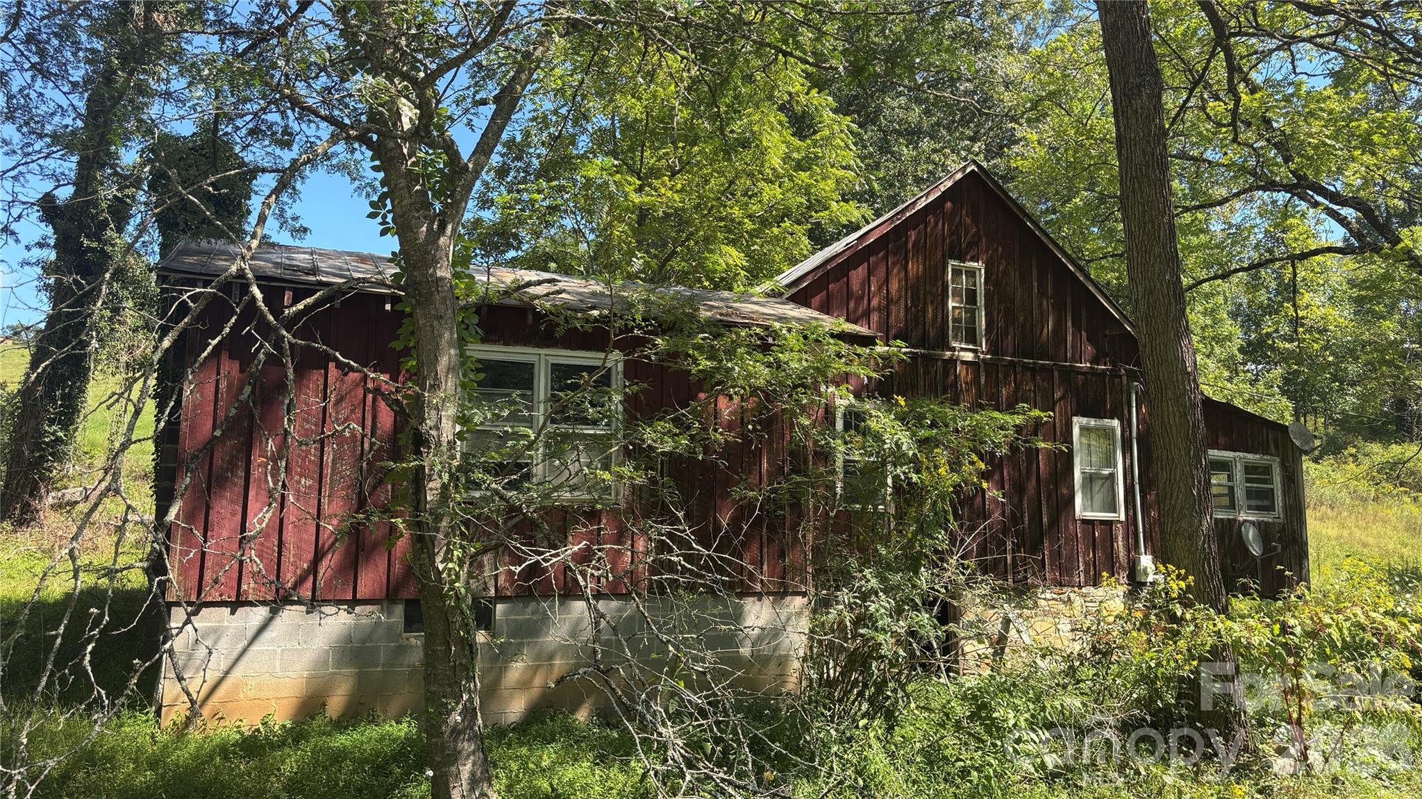 188 Velvis Hollifield Road