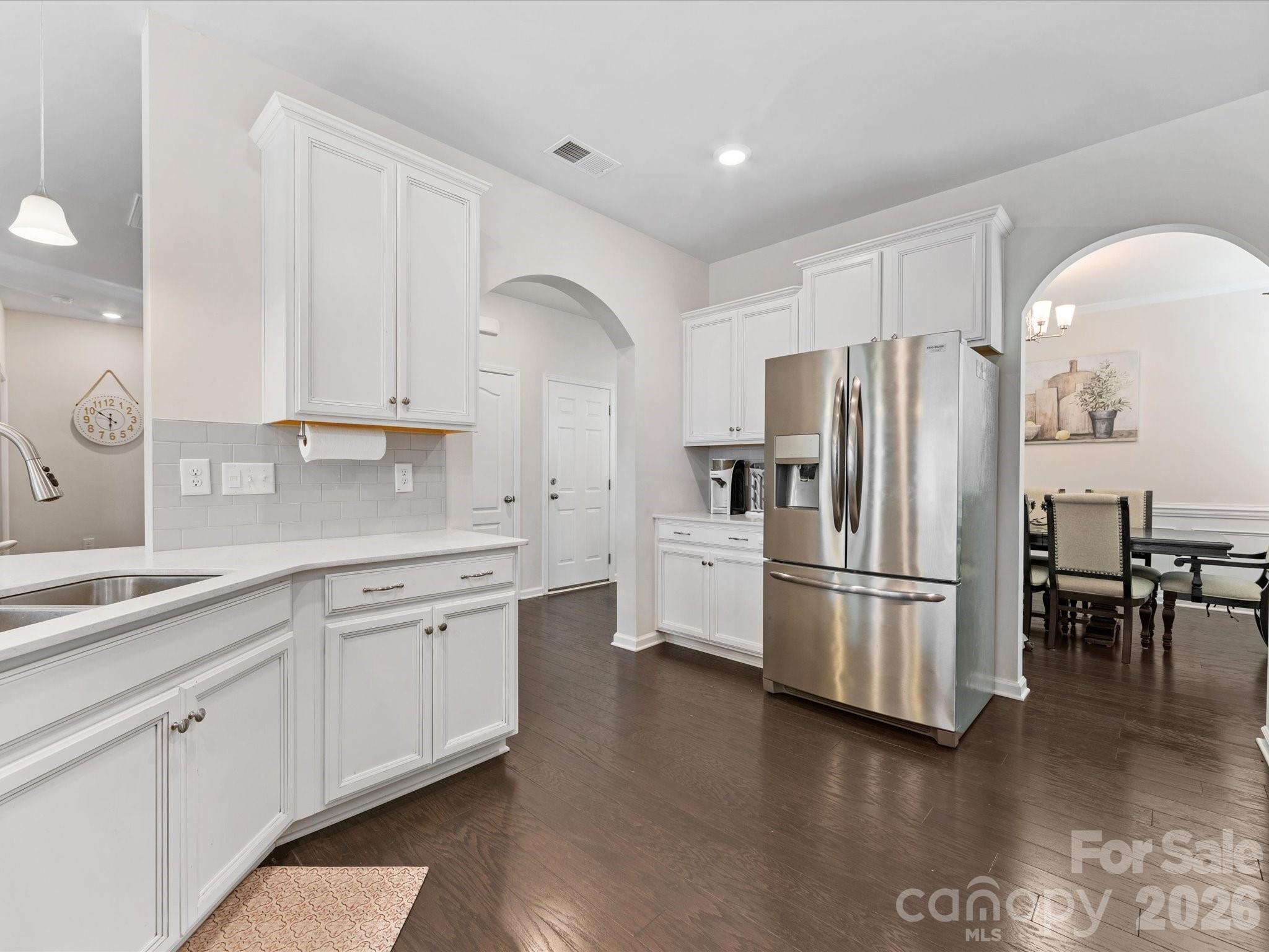 4261 Coachwhip Avenue