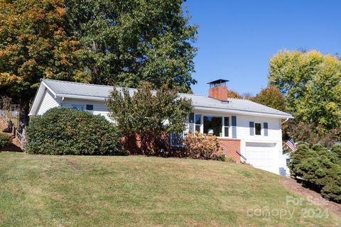 A home in Waynesville