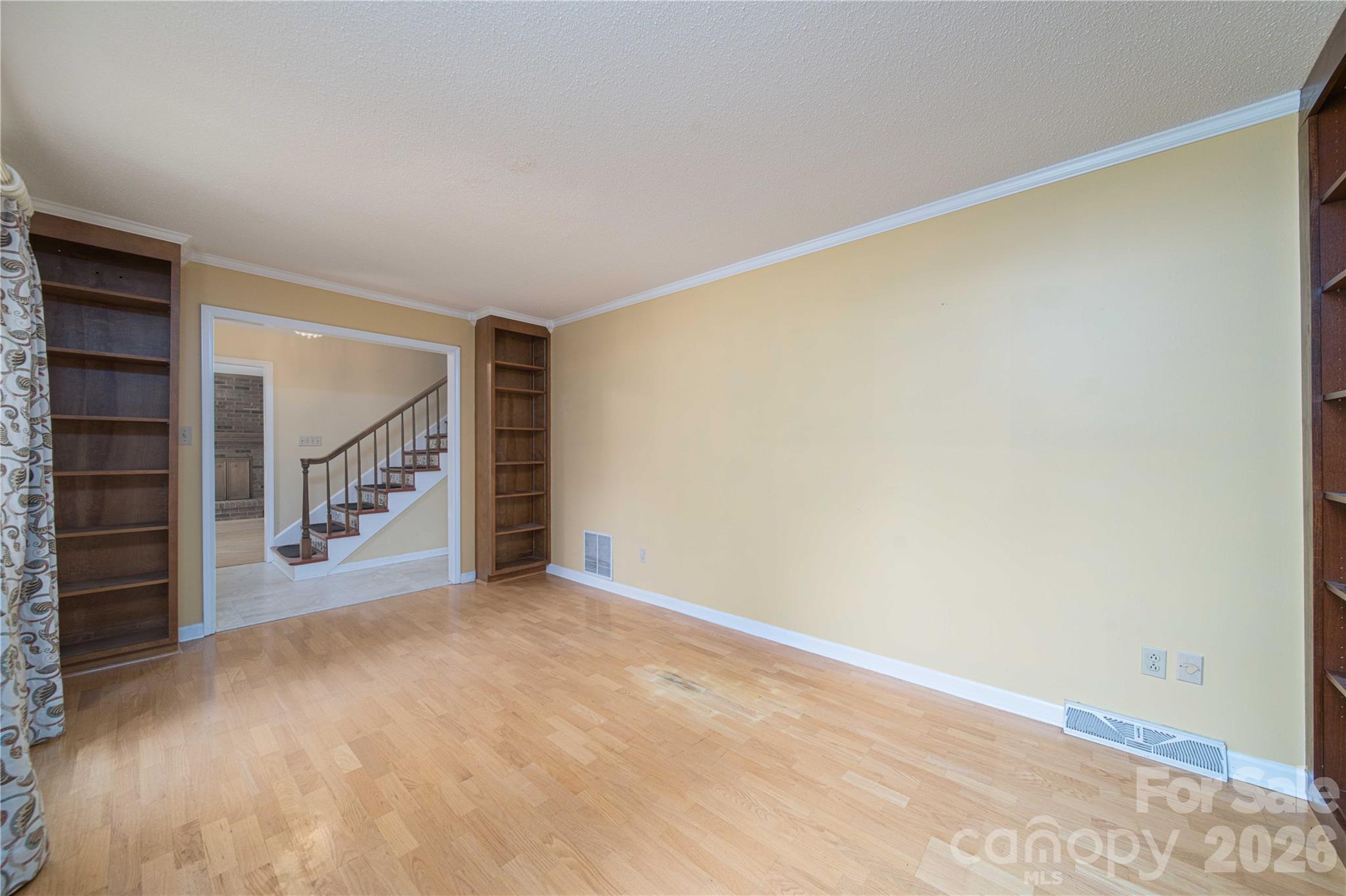 120 Regency Road