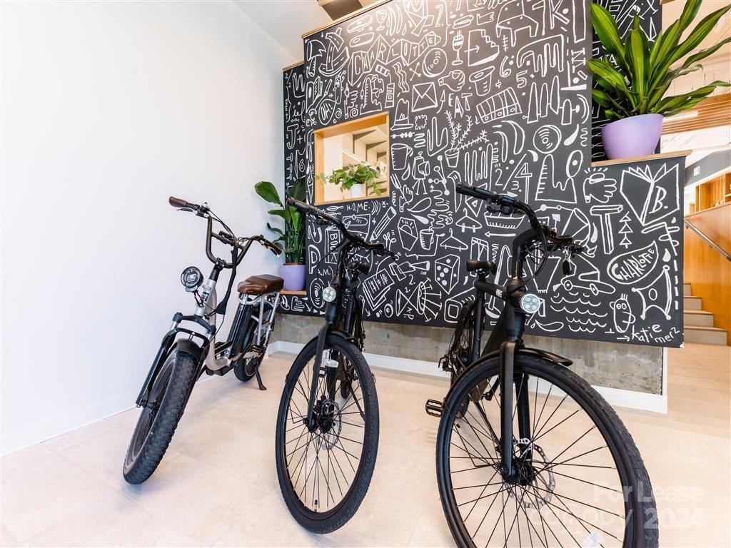 Charlotte, North Carolina 28206, United States, 2 Bedrooms Bedrooms, ,2 BathroomsBathrooms,Residential,Active,54784