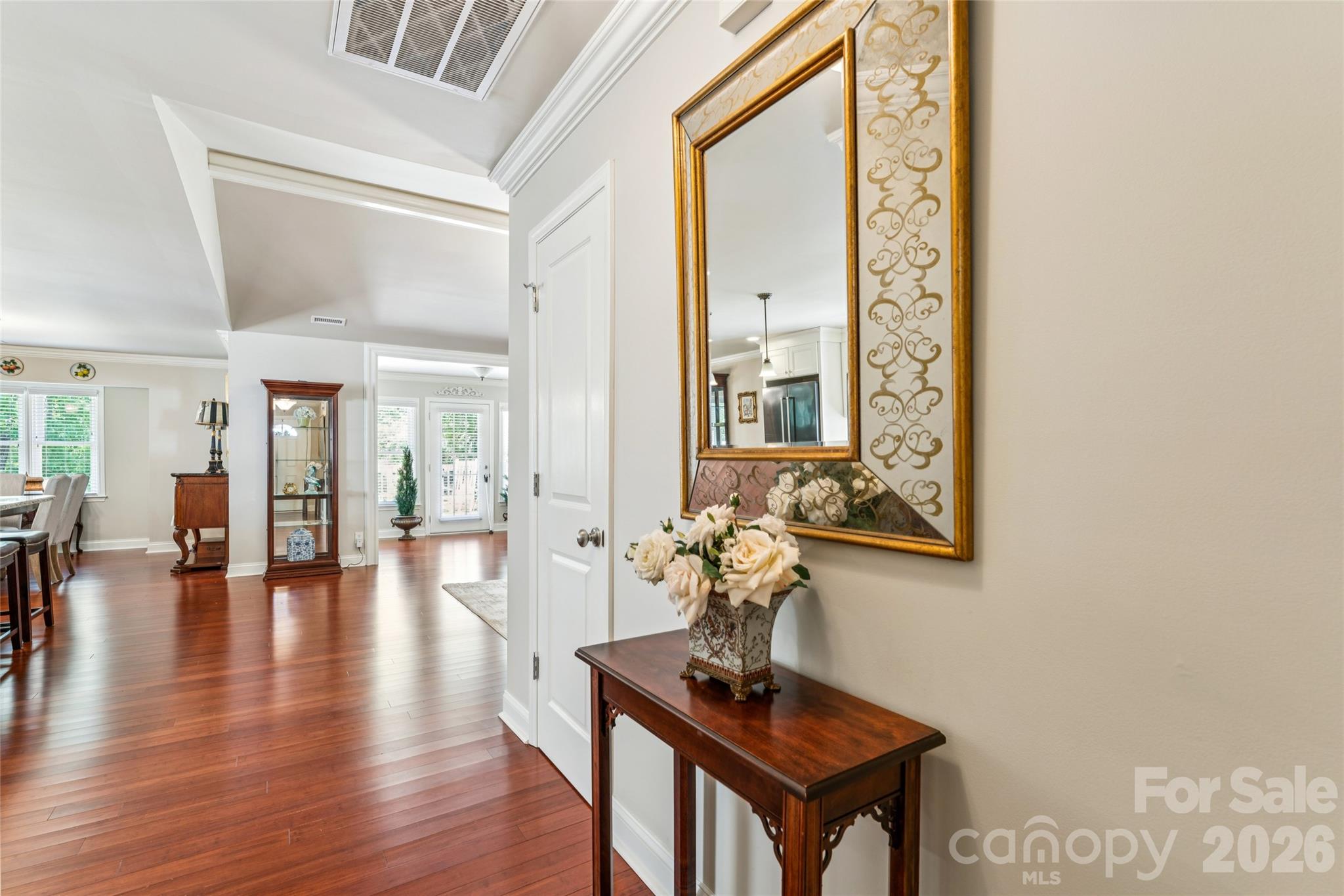 506 Hidden Creek Circle