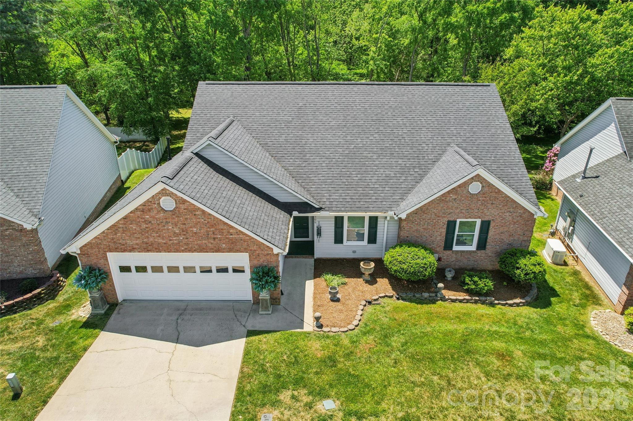 506 Hidden Creek Circle