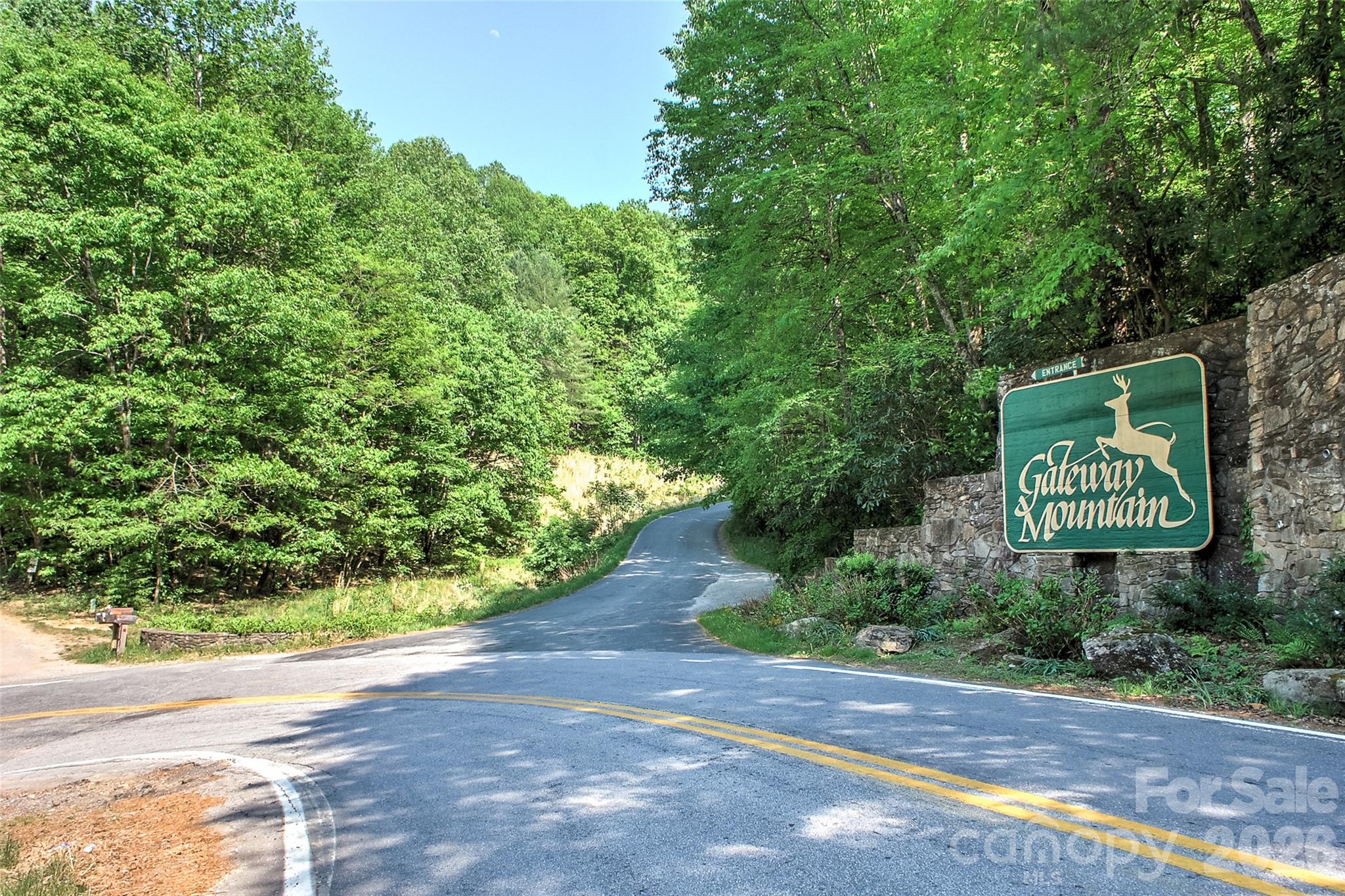 Gateway Mountain - Residential