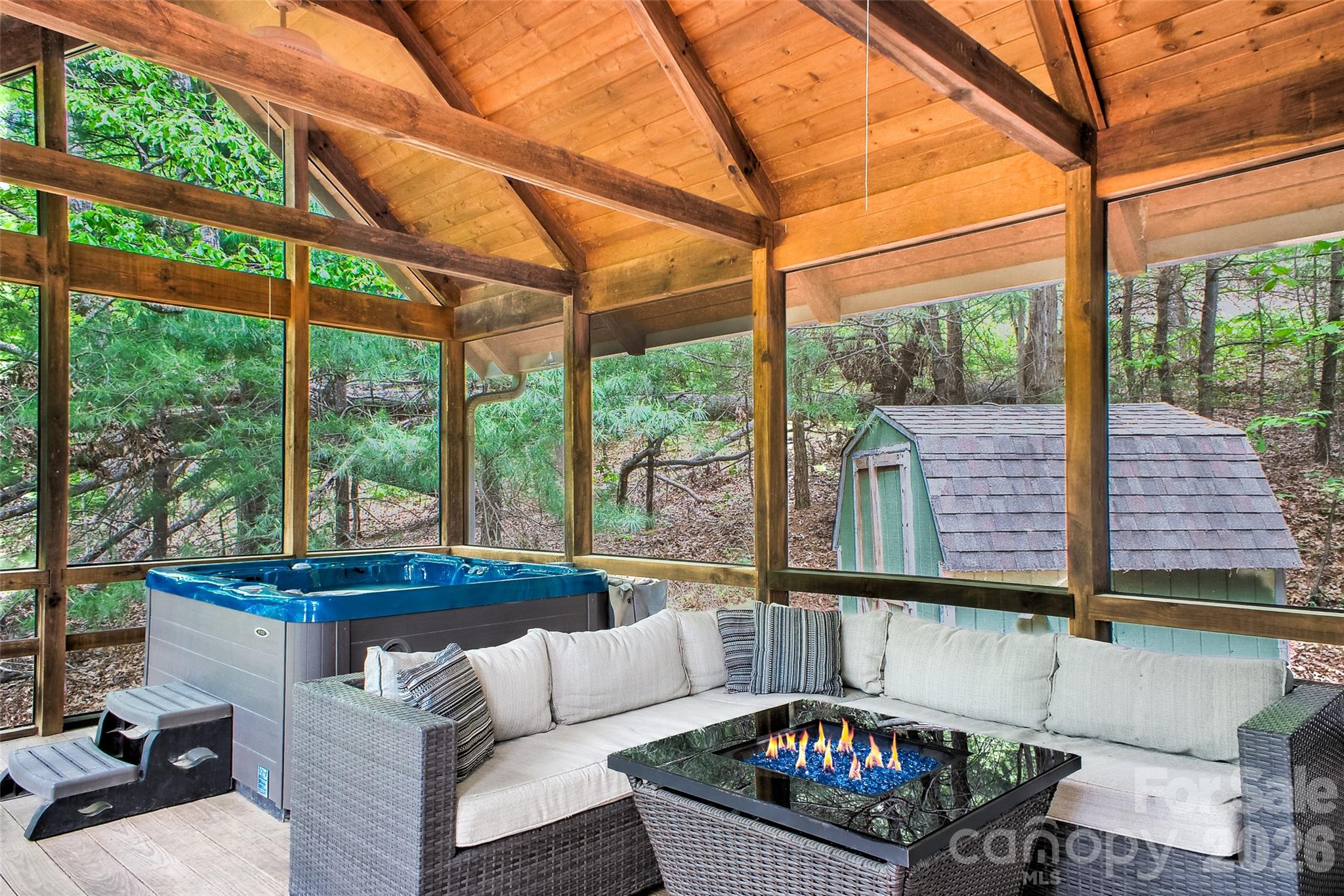 Gateway Mountain - Residential
