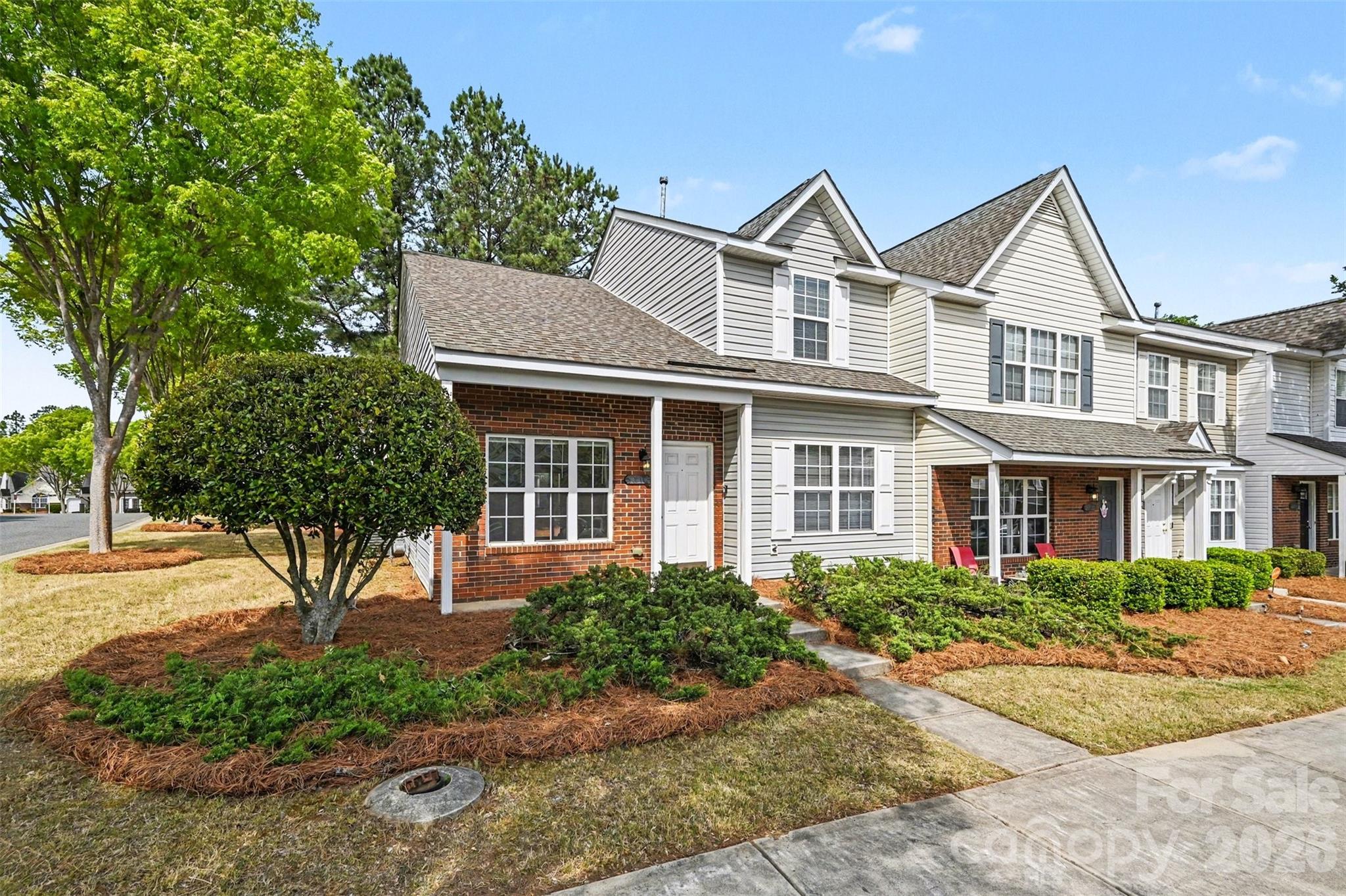 The Townes at Old Stone Crossing - Residential